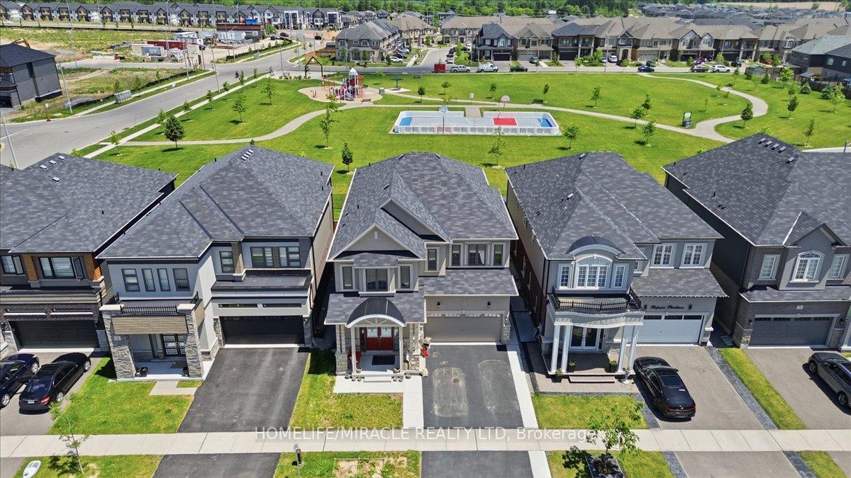 Photo 2 of 15 Moriarity Drive, Brant, Paris — HOMEH