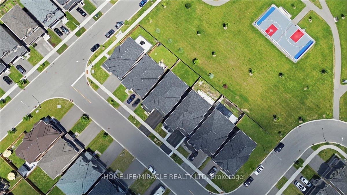 Photo 6 of 15 Moriarity Drive, Brant, Paris — HOMEH