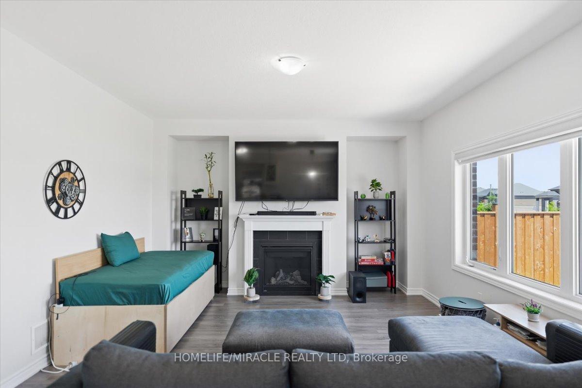 Photo 14 of 15 Moriarity Drive, Brant, Paris — HOMEH