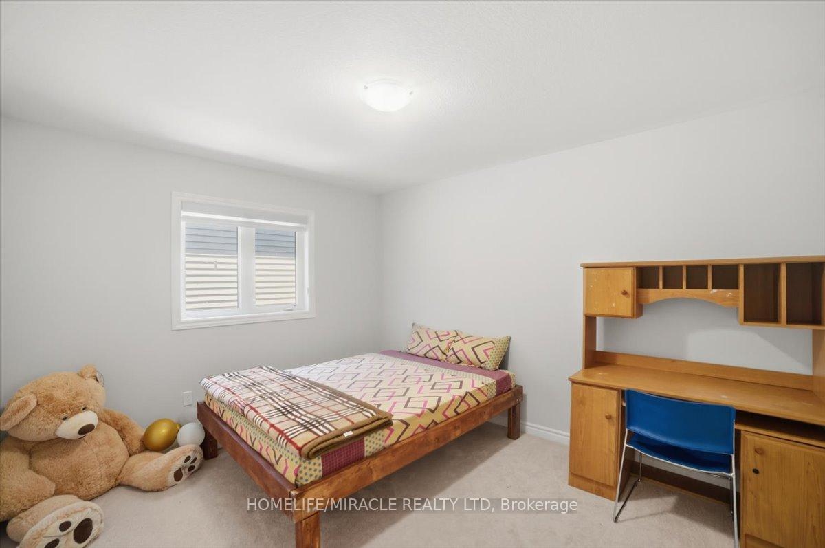 Photo 28 of 15 Moriarity Drive, Brant, Paris — HOMEH
