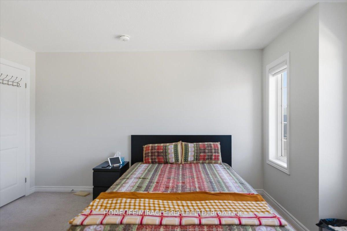 Photo 35 of 15 Moriarity Drive, Brant, Paris — HOMEH