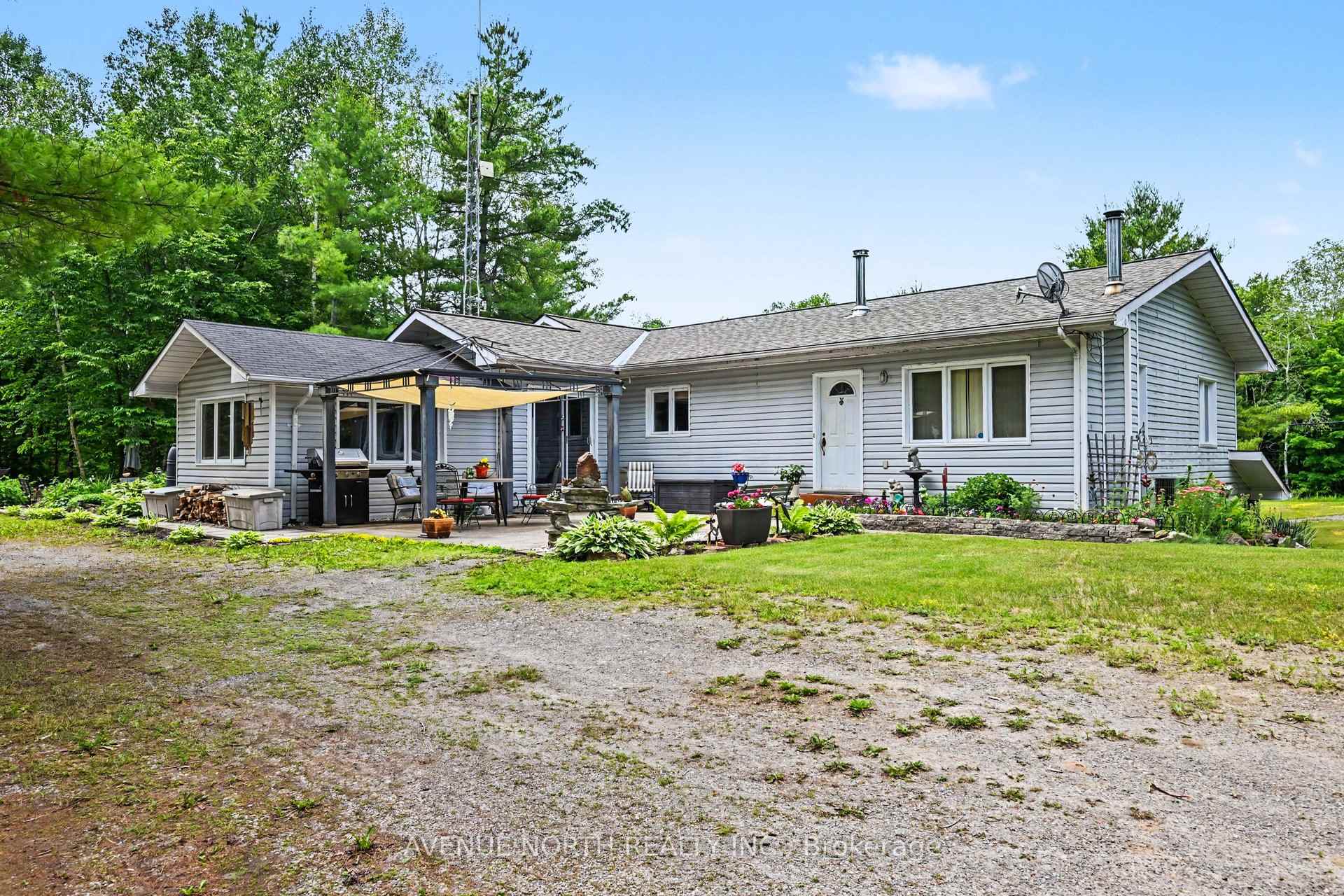 Photo 4 of 4645 Scotch Line, Tay Valley, Bathurst/Burgess & Sherbrooke (North Burgess) Twp — HOMEH