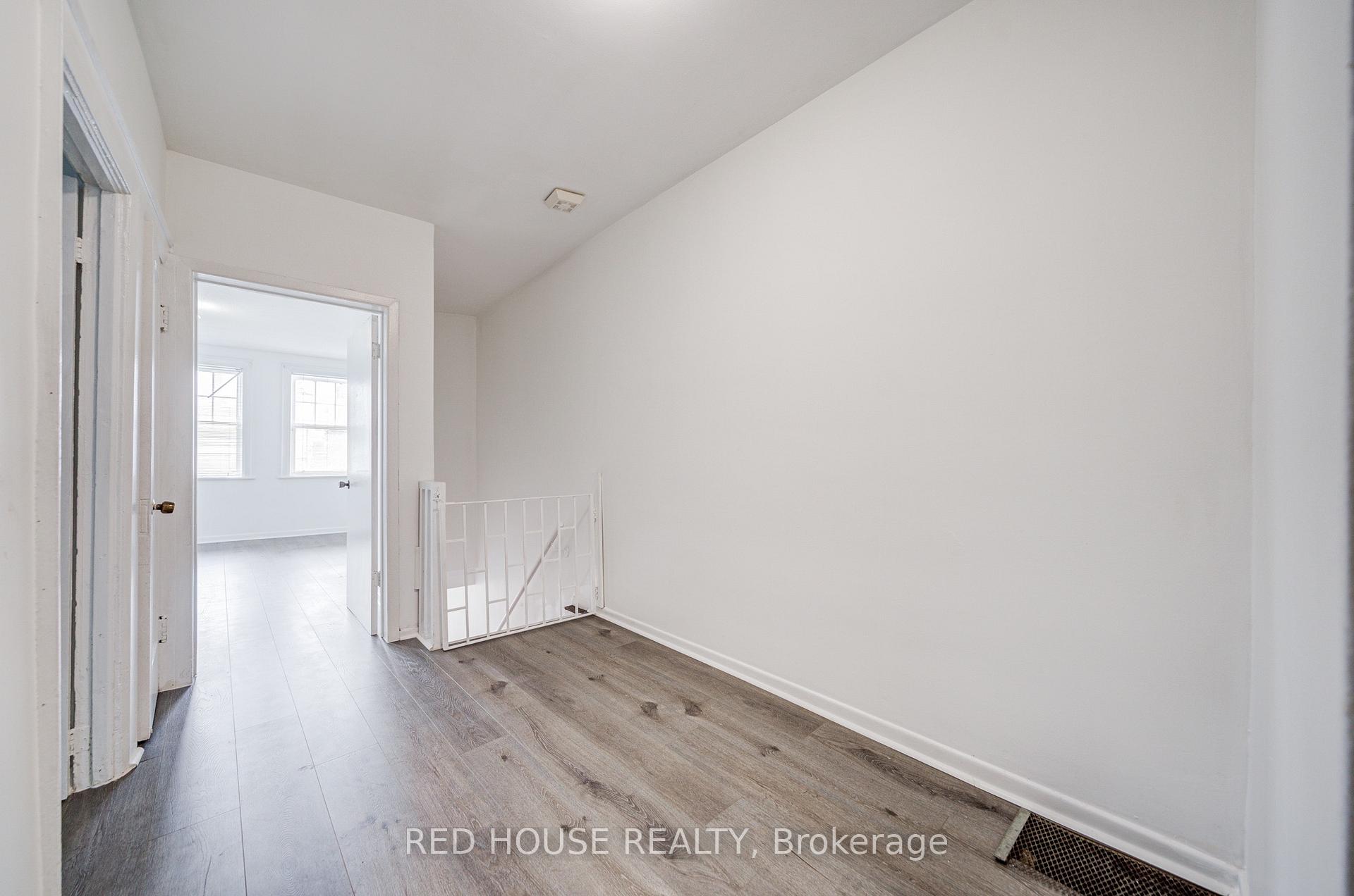 Photo 8 of 782 Dundas Street W, Toronto, Trinity-Bellwoods — HOMEH