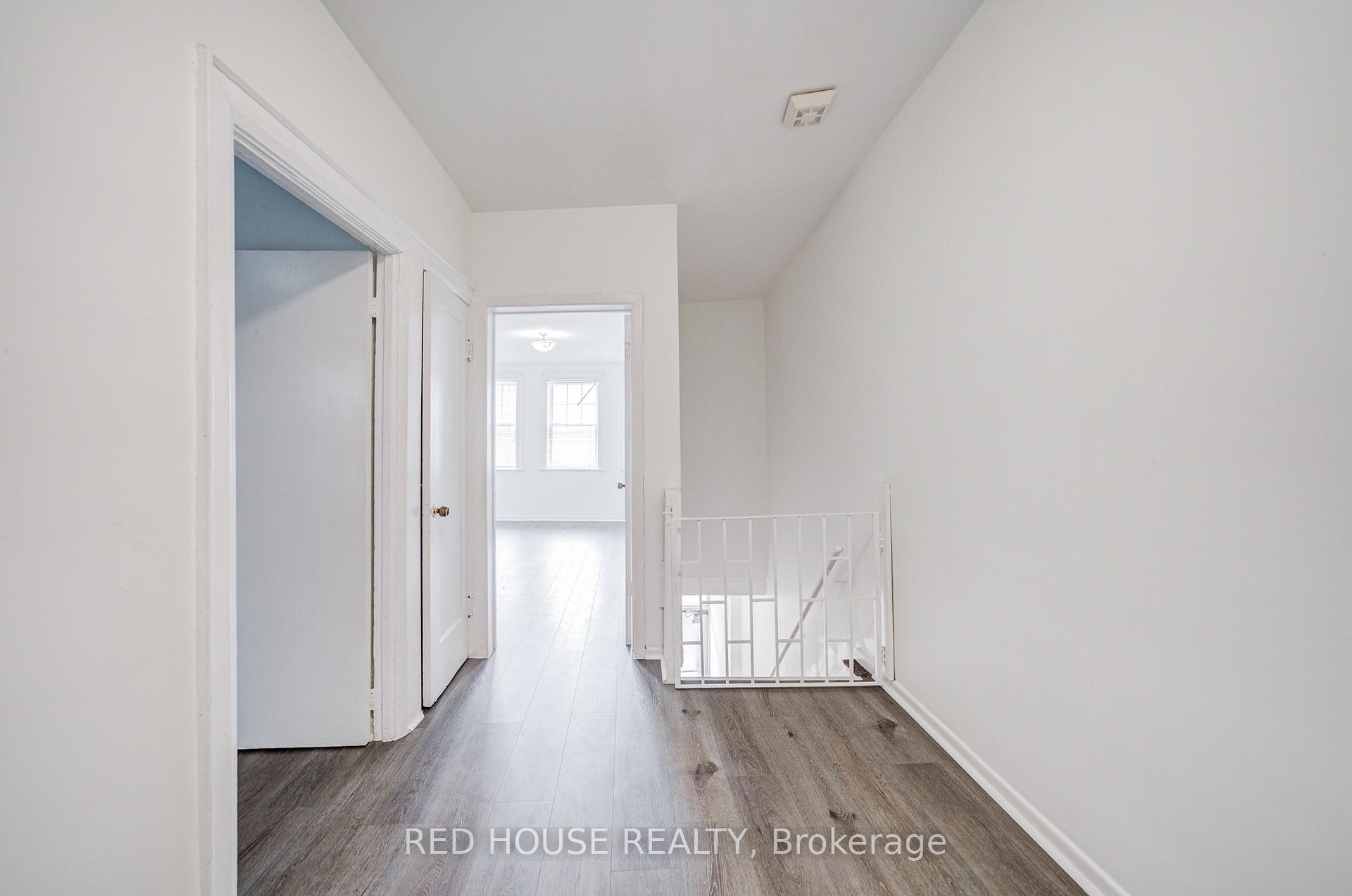 Photo 10 of 782 Dundas Street W, Toronto, Trinity-Bellwoods — HOMEH
