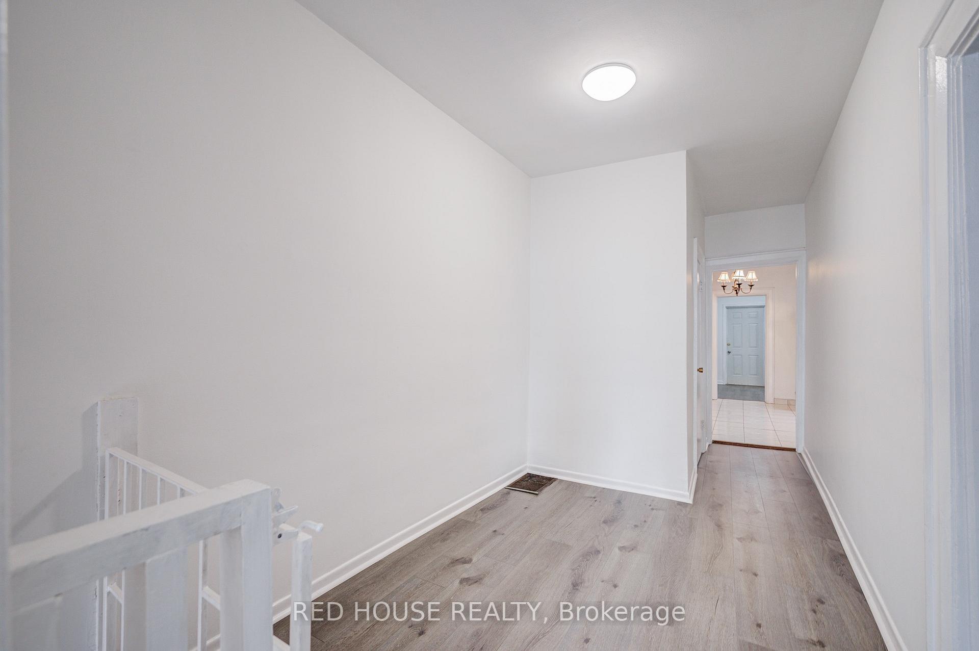 Photo 12 of 782 Dundas Street W, Toronto, Trinity-Bellwoods — HOMEH