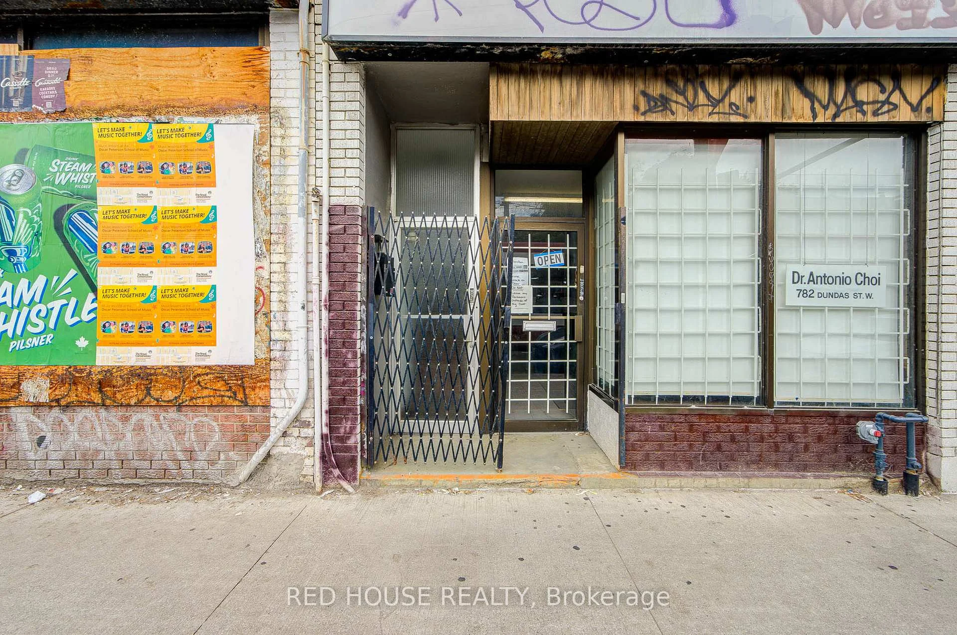 Photo 7 of 782 Dundas Street W, Toronto, Trinity-Bellwoods — HOMEH