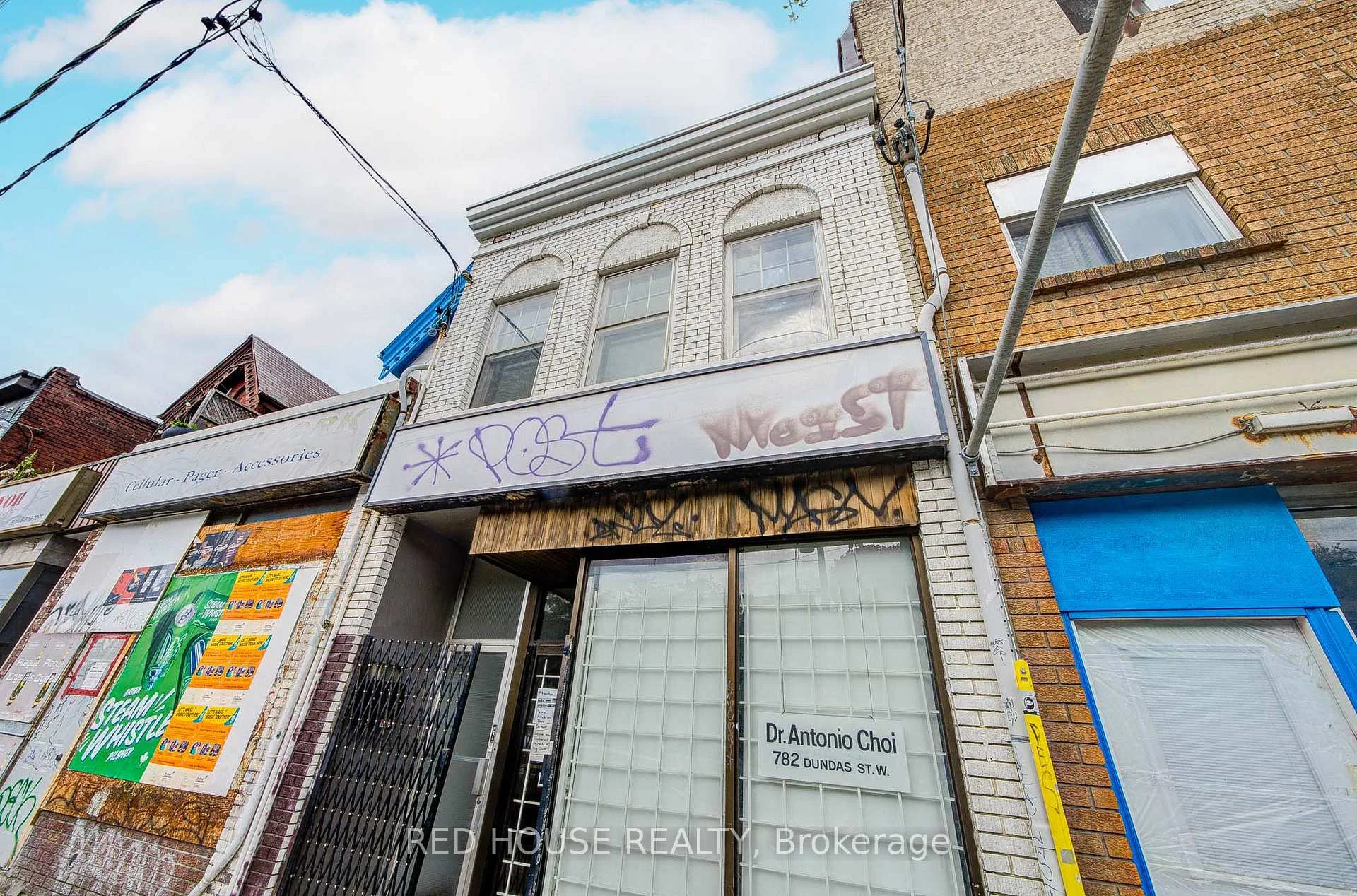 Photo 9 of 782 Dundas Street W, Toronto, Trinity-Bellwoods — HOMEH
