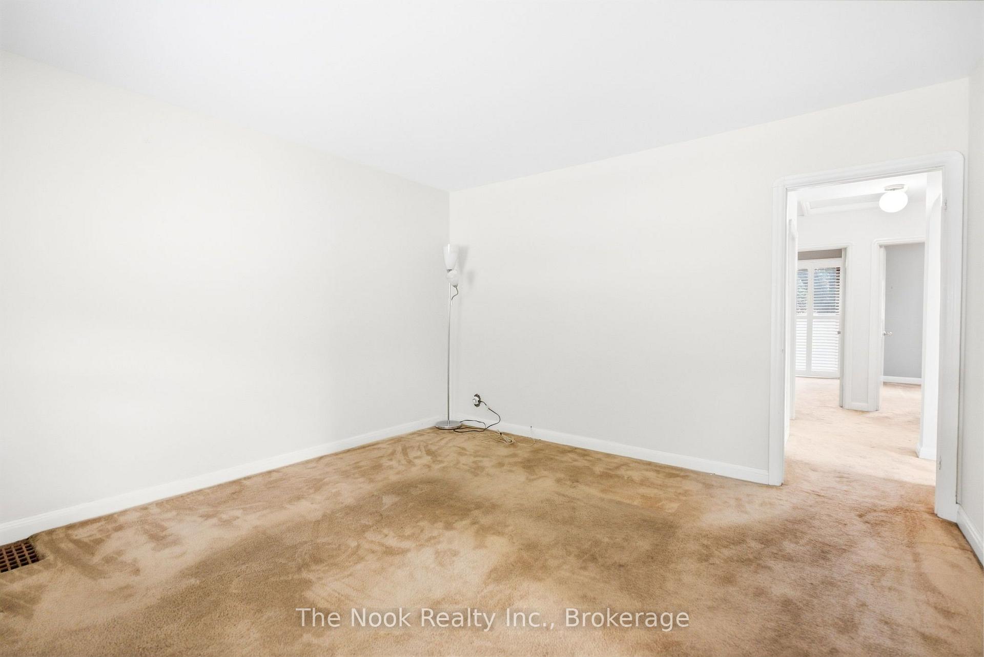 Photo 12 of 289 Highland Avenue, Oshawa, Central — HOMEH