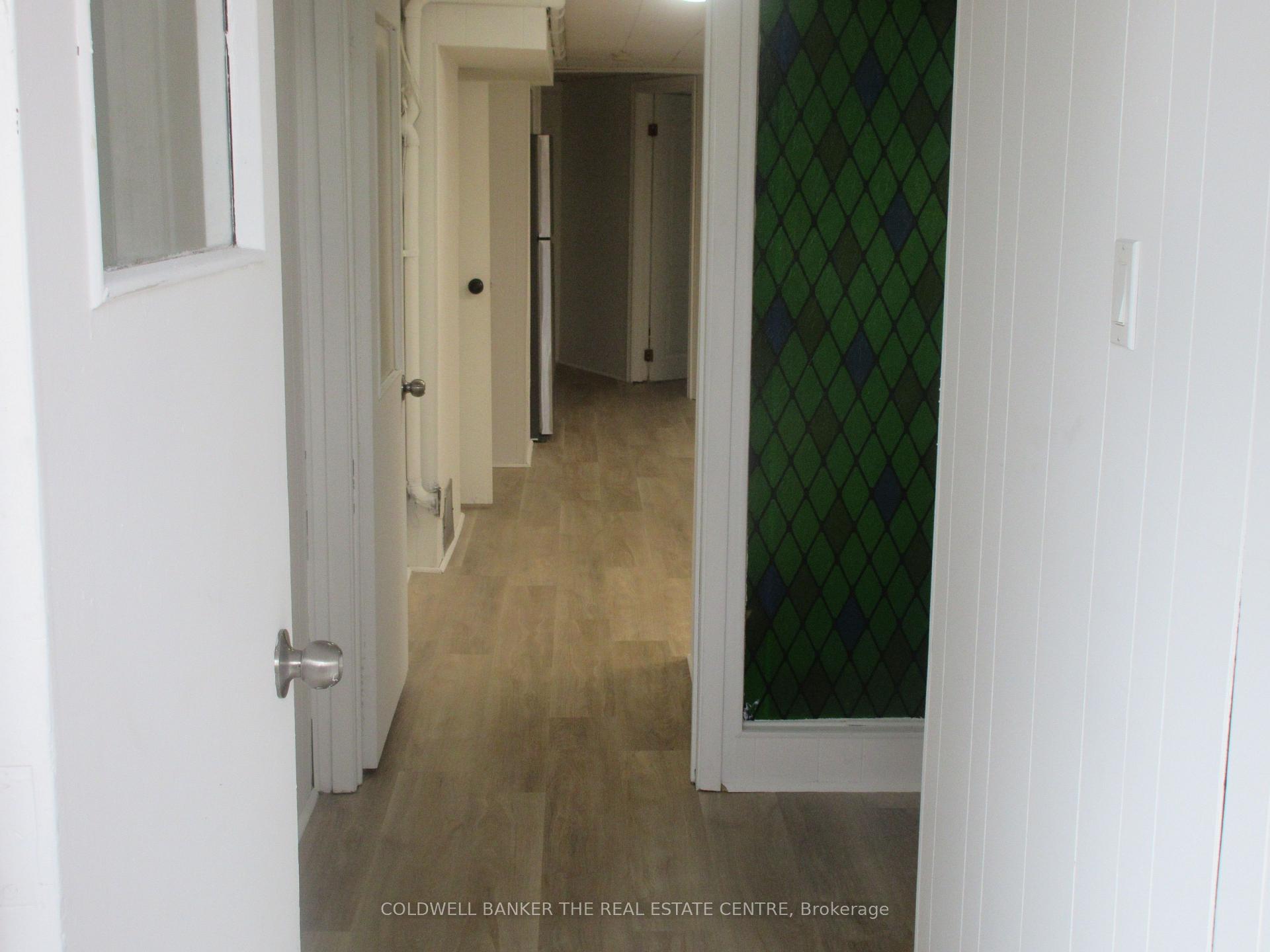 Photo 2 of 72 Navaho Drive, North York, Pleasant View — HOMEH