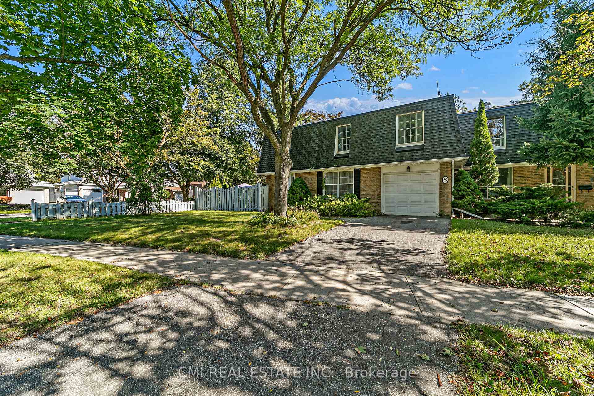 Photo 6 of 39 Brightway Crescent, Richmond Hill, North Richvale — HOMEH