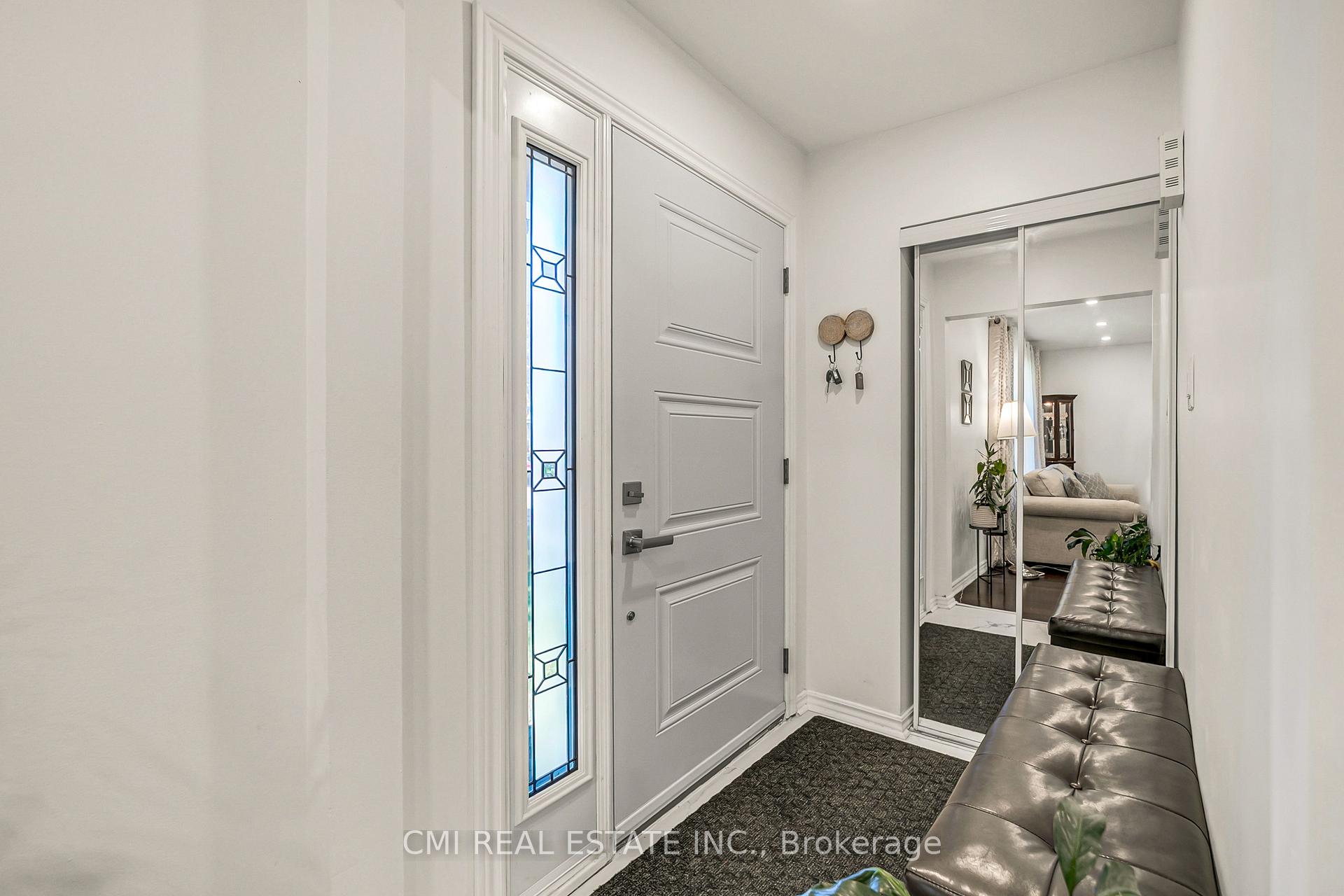 Photo 7 of 39 Brightway Crescent, Richmond Hill, North Richvale — HOMEH