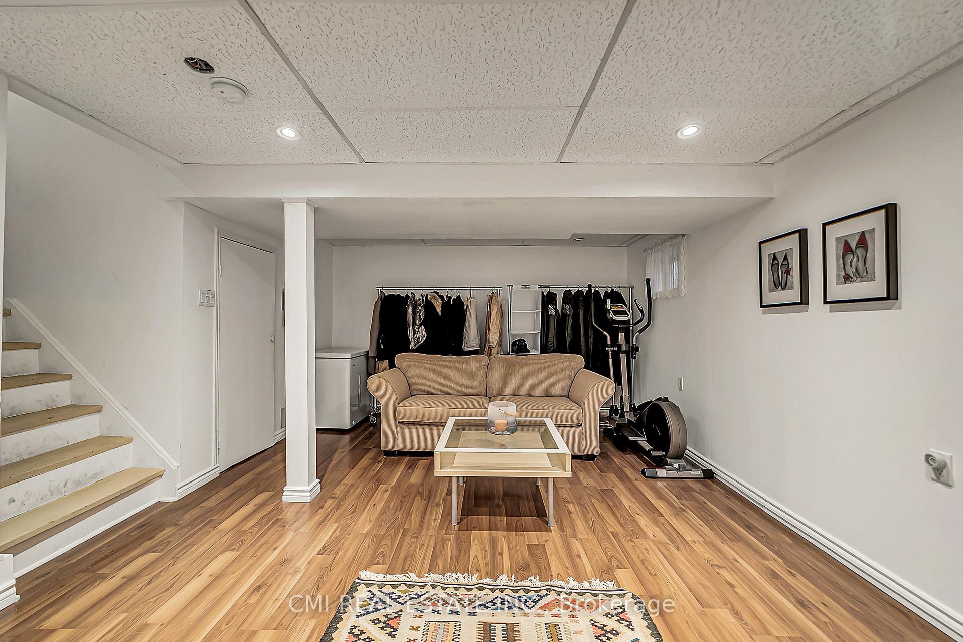Photo 10 of 39 Brightway Crescent, Richmond Hill, North Richvale — HOMEH