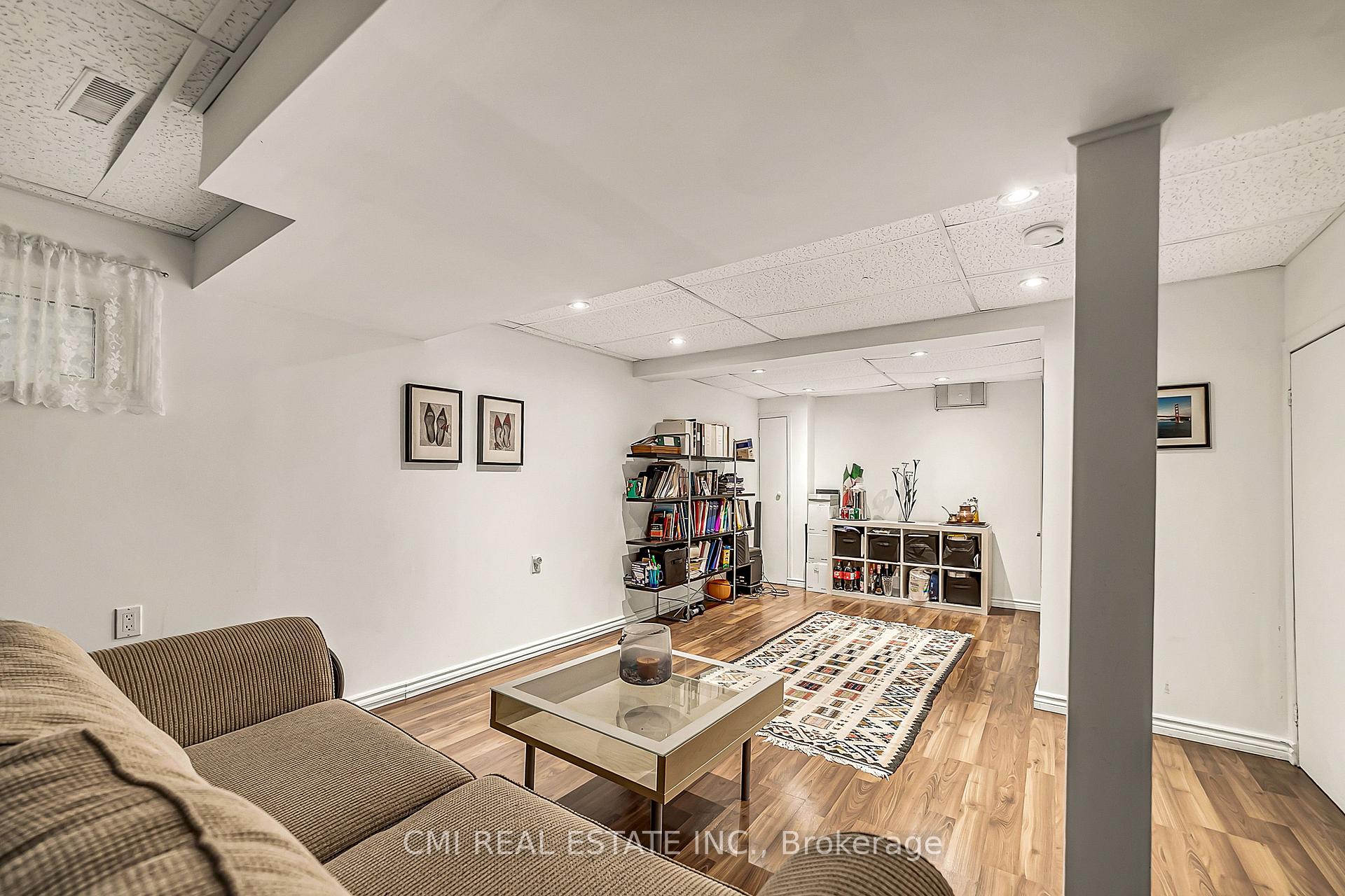 Photo 11 of 39 Brightway Crescent, Richmond Hill, North Richvale — HOMEH
