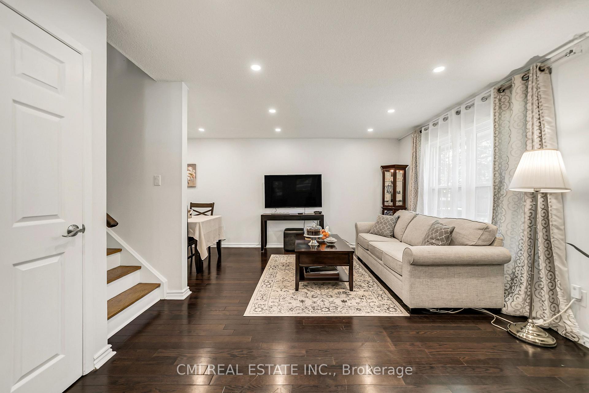 Photo 18 of 39 Brightway Crescent, Richmond Hill, North Richvale — HOMEH