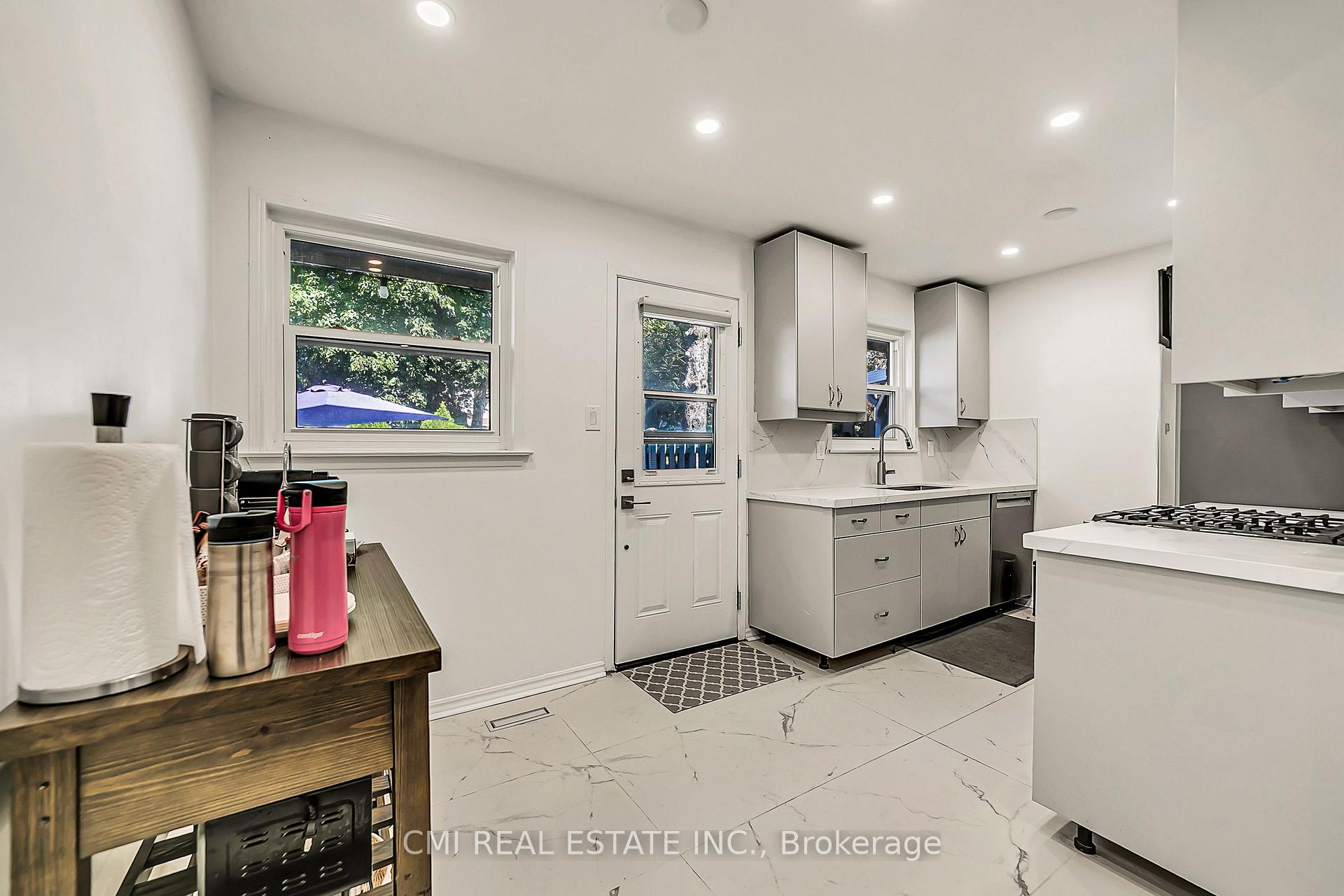 Photo 24 of 39 Brightway Crescent, Richmond Hill, North Richvale — HOMEH
