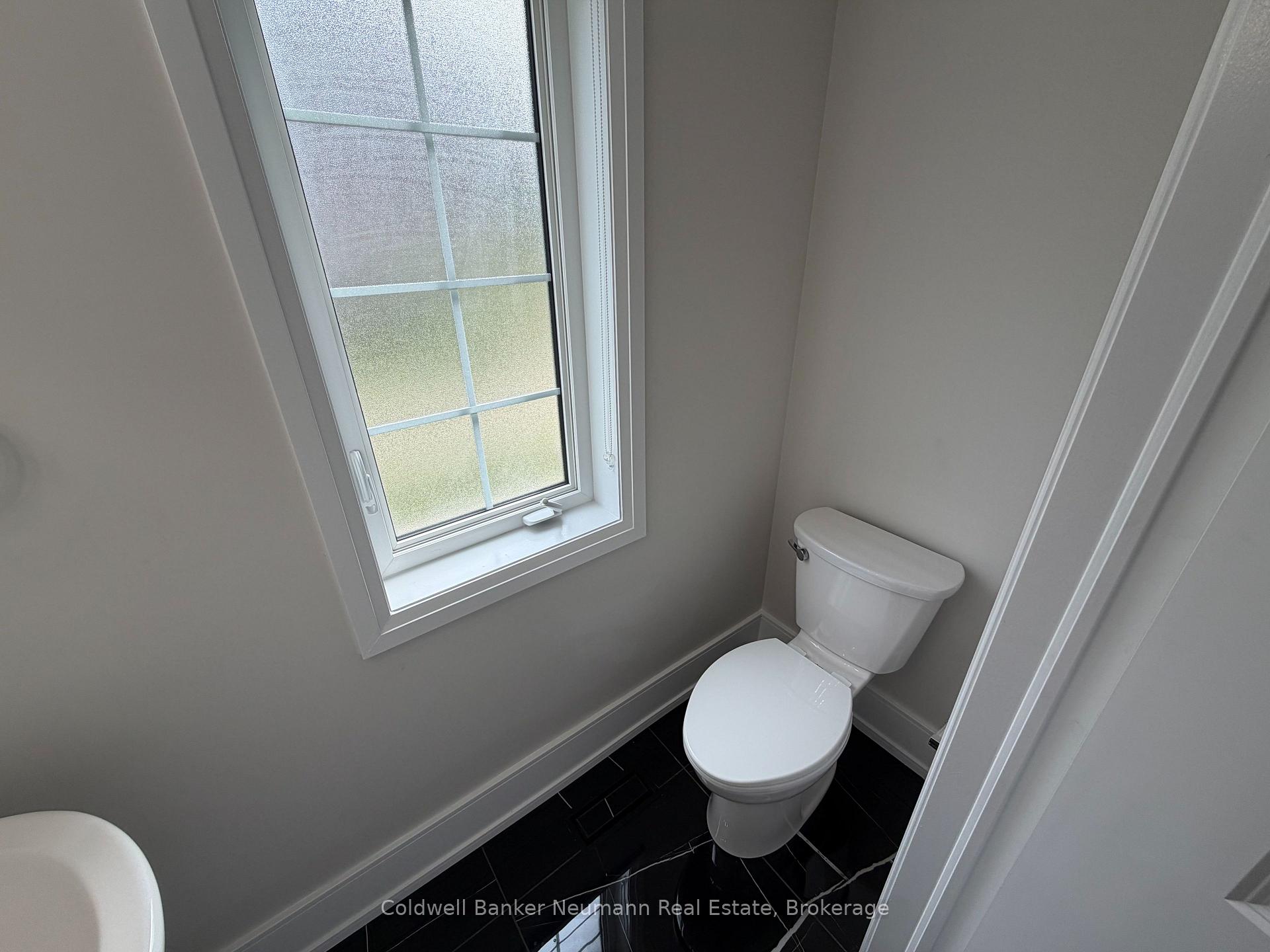 Photo 6 of 157 South Creek Drive, Kitchener, Doon South — HOMEH