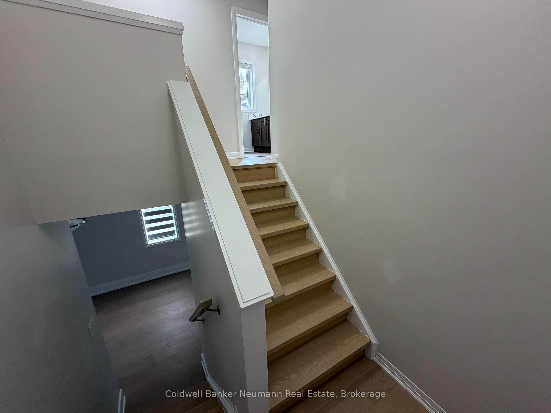 Photo 22 of 157 South Creek Drive, Kitchener, Doon South — HOMEH