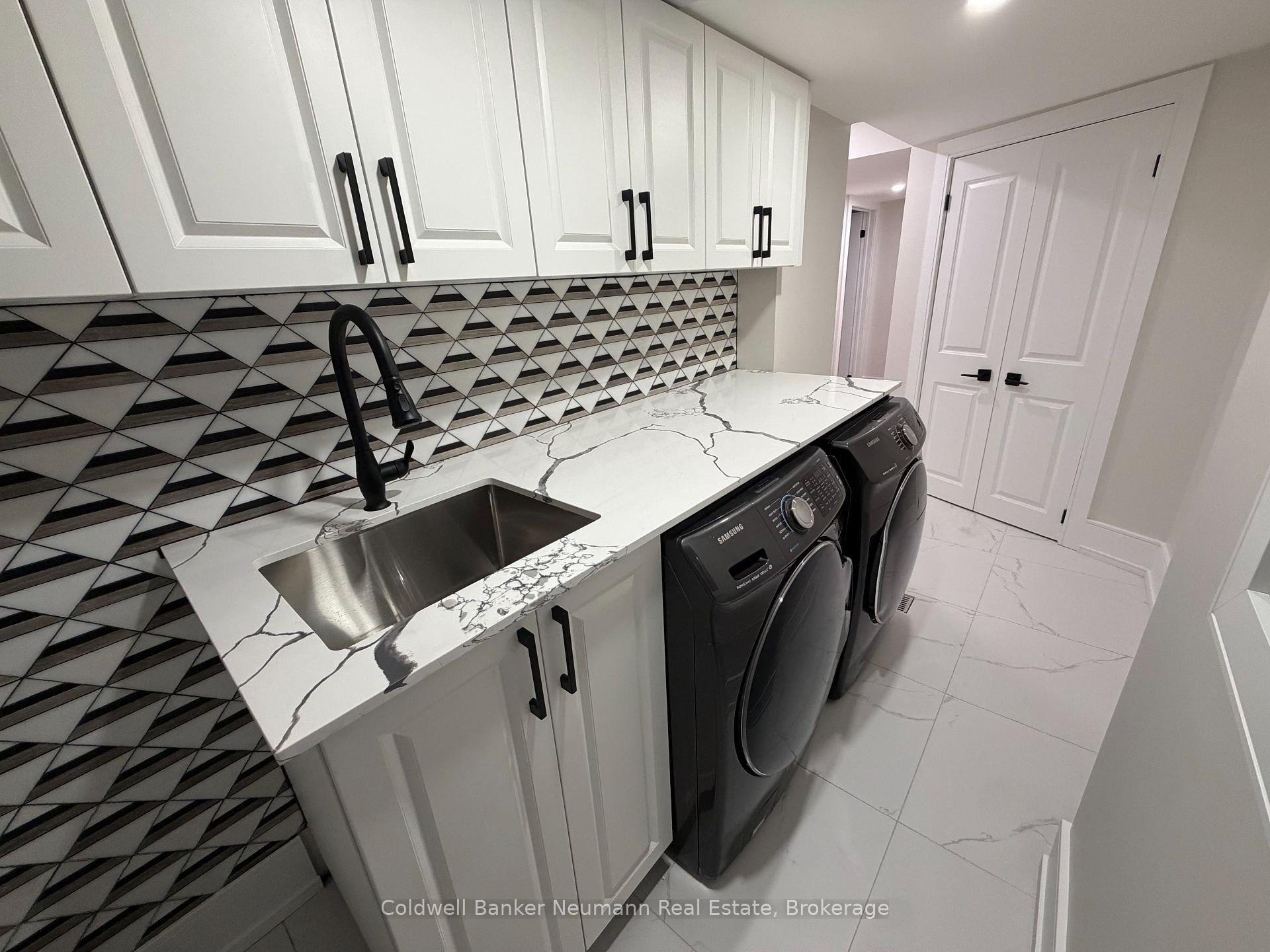 Photo 34 of 157 South Creek Drive, Kitchener, Doon South — HOMEH