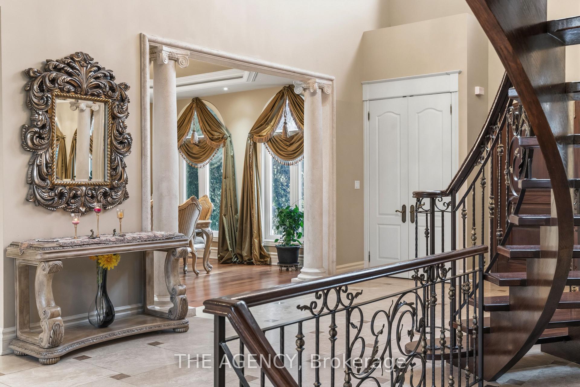 Photo 5 of 16 Dew Drop Court, Vaughan, Rural Vaughan — HOMEH