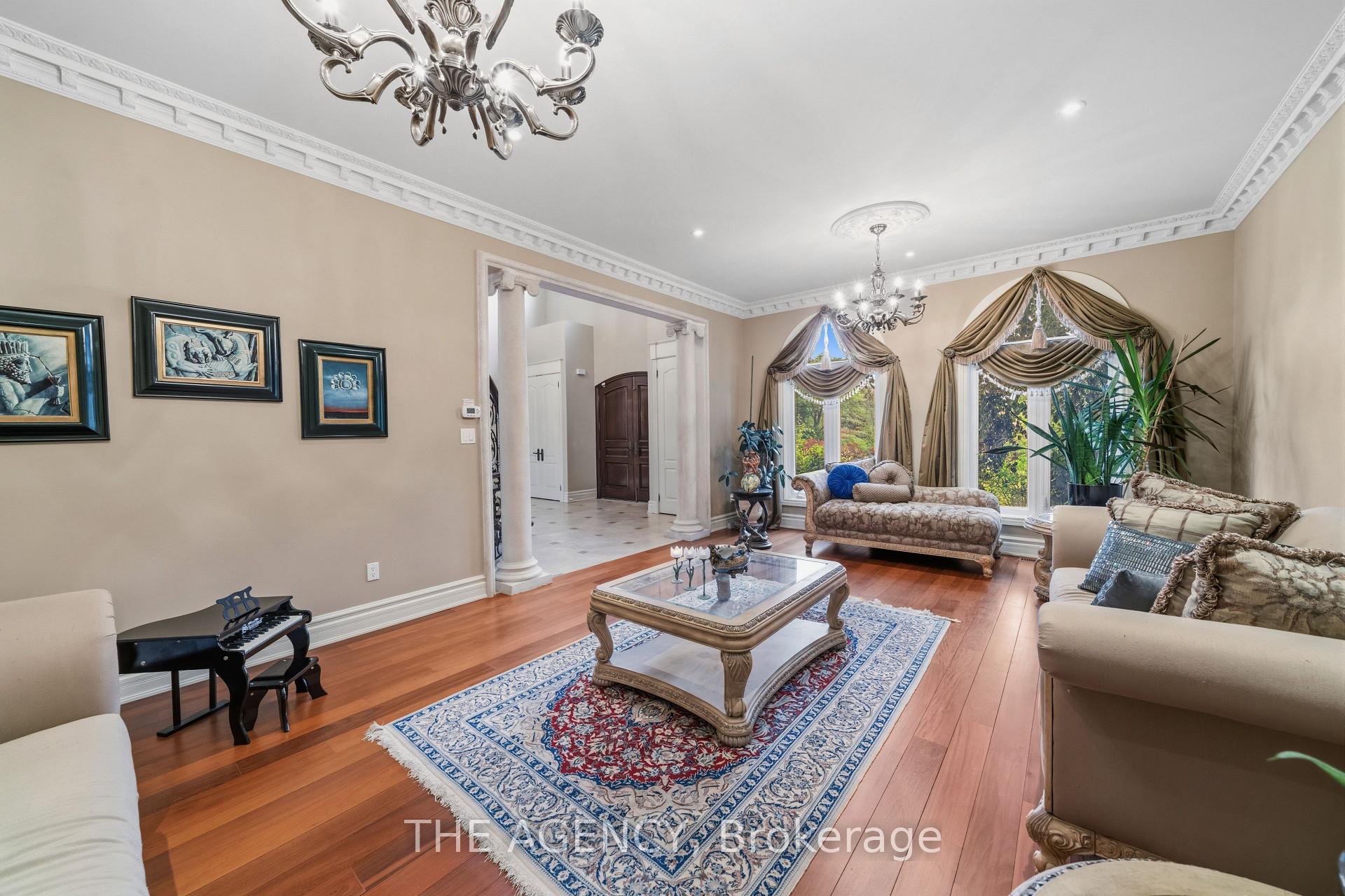 Photo 9 of 16 Dew Drop Court, Vaughan, Rural Vaughan — HOMEH