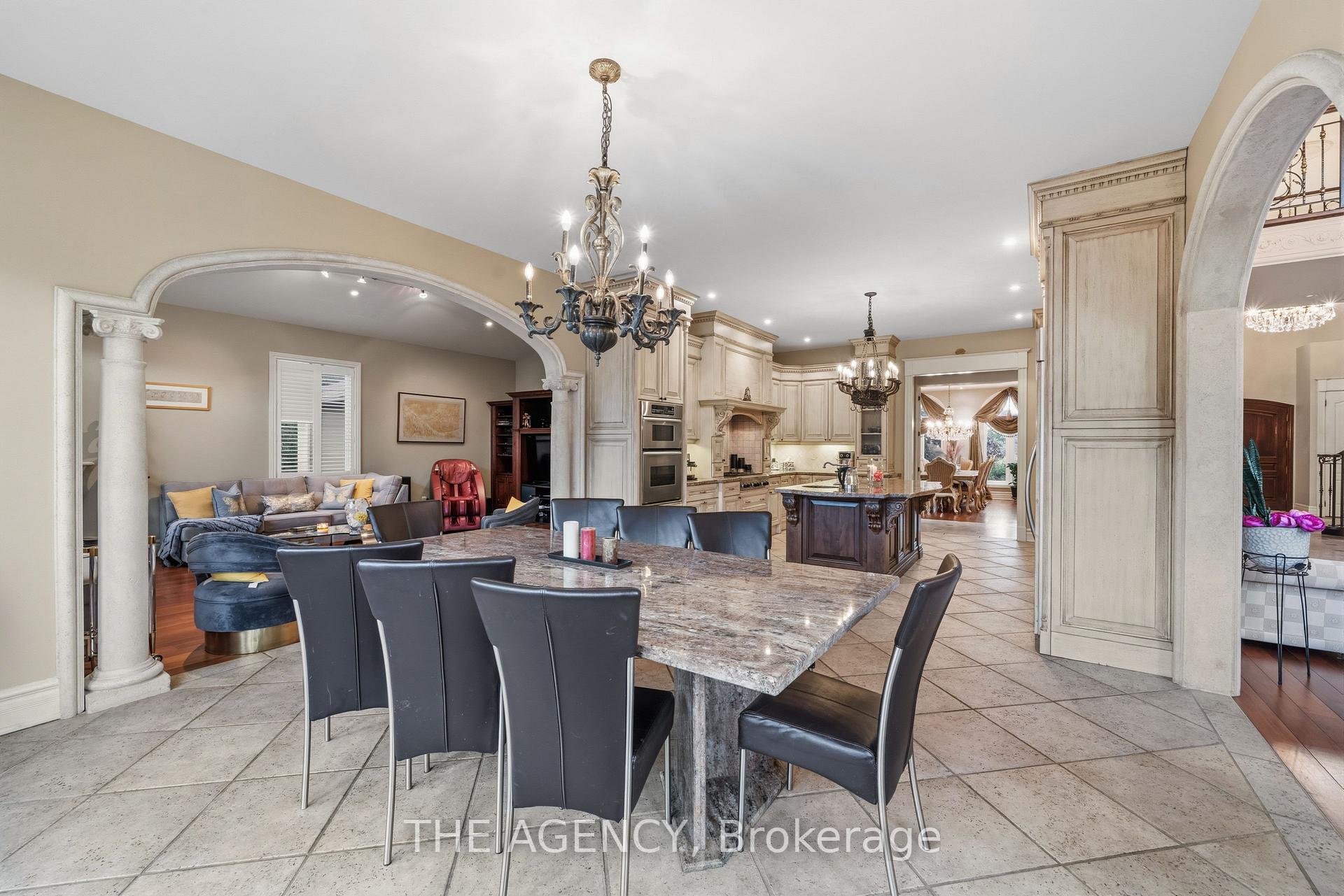 Photo 15 of 16 Dew Drop Court, Vaughan, Rural Vaughan — HOMEH
