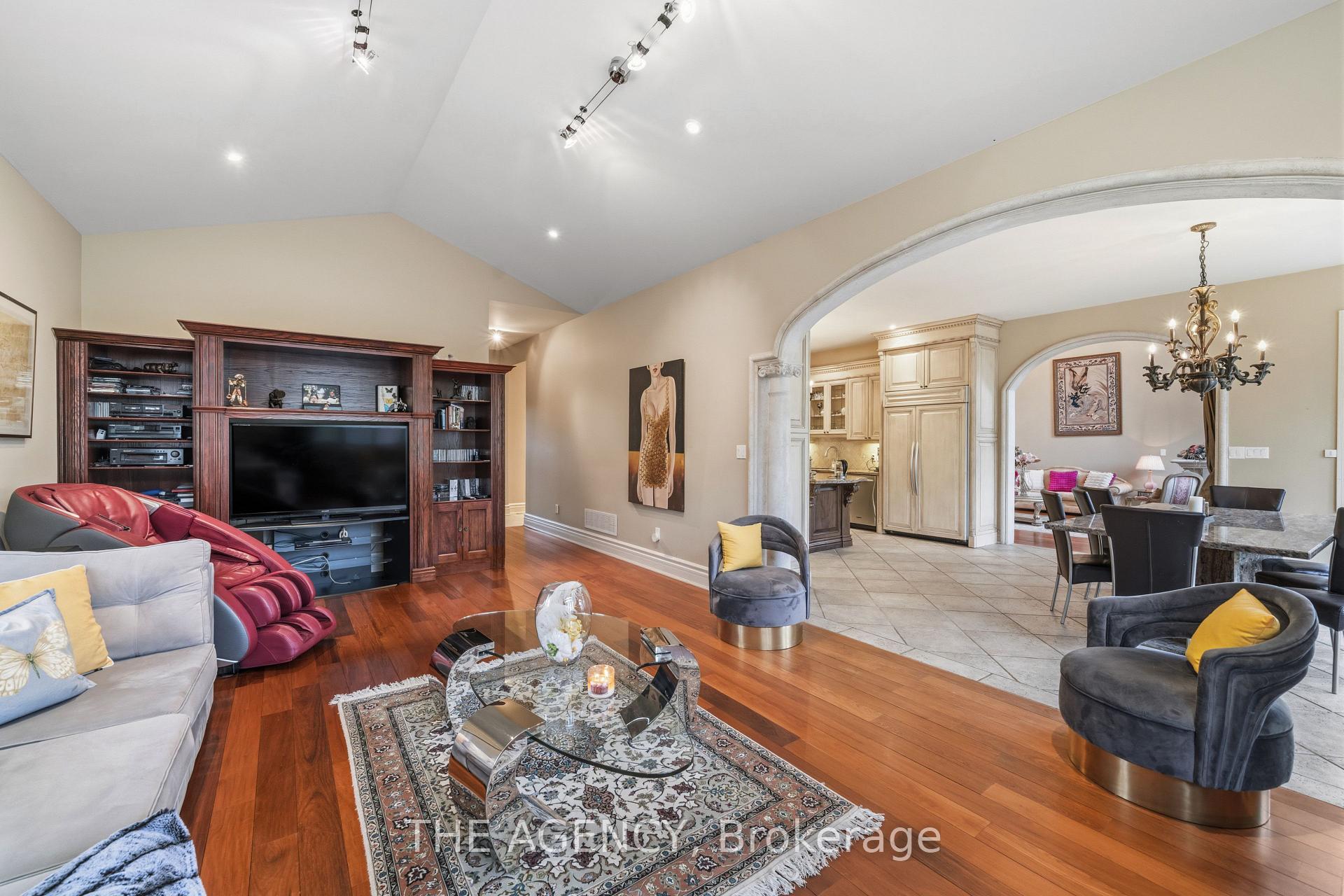 Photo 16 of 16 Dew Drop Court, Vaughan, Rural Vaughan — HOMEH