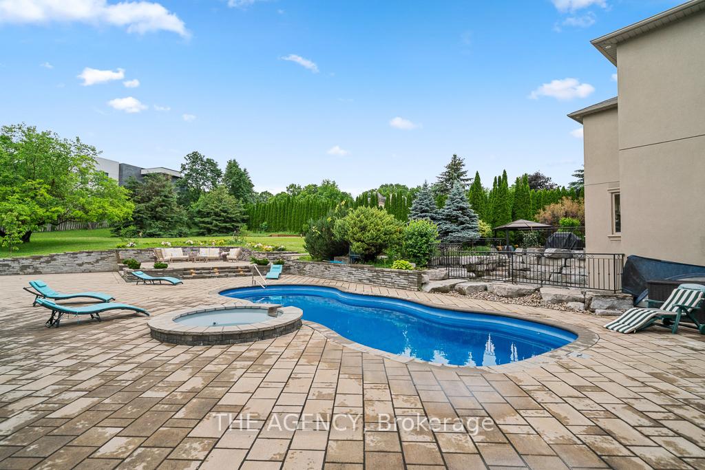 Photo 29 of 16 Dew Drop Court, Vaughan, Rural Vaughan — HOMEH