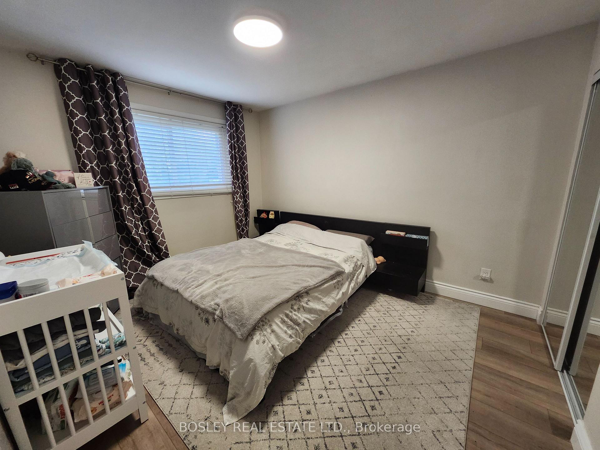 Photo 9 of Unit Main, 37 Summerside Crescent, North York, Hillcrest Village — HOMEH