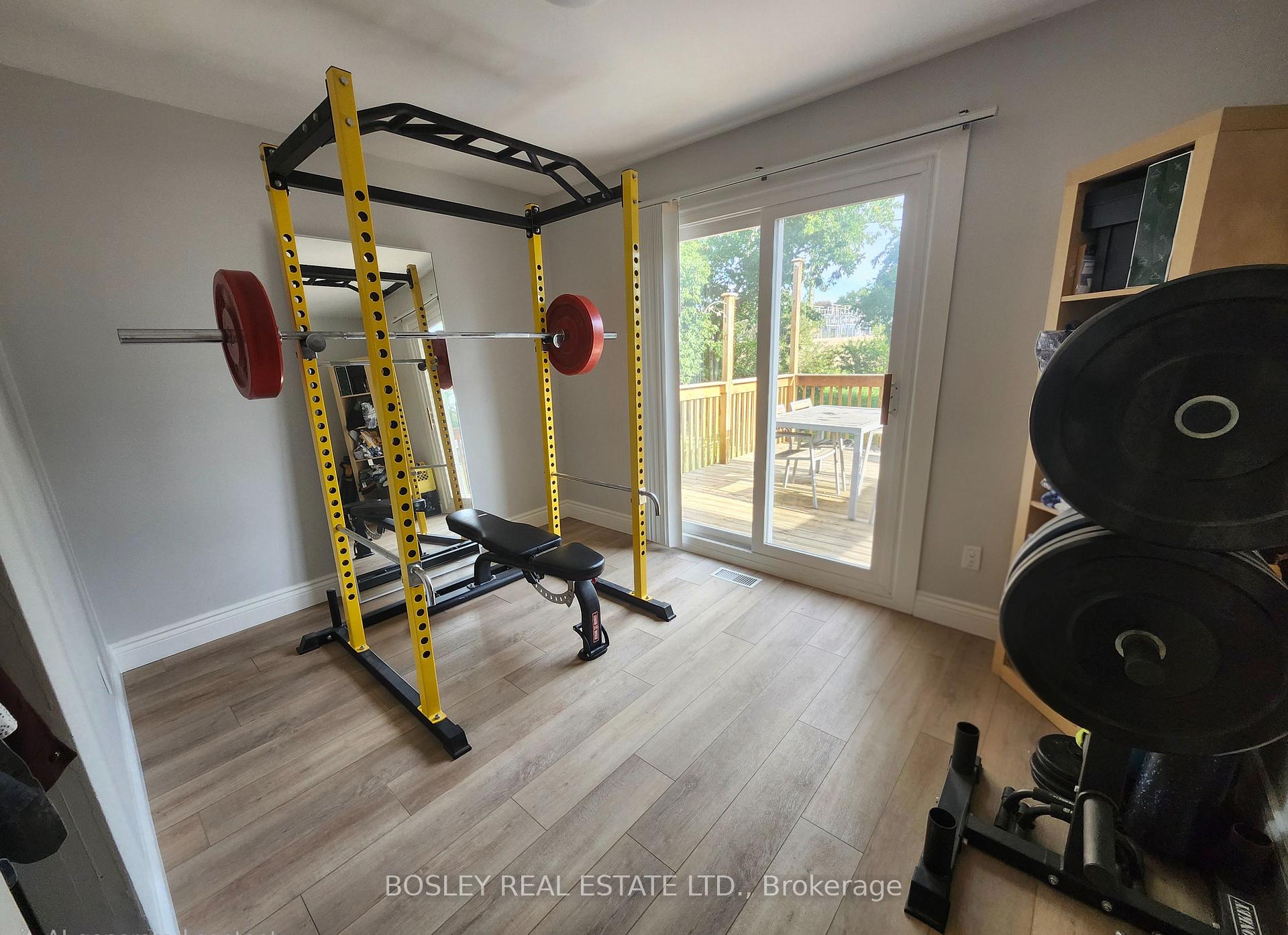 Photo 10 of Unit Main, 37 Summerside Crescent, North York, Hillcrest Village — HOMEH