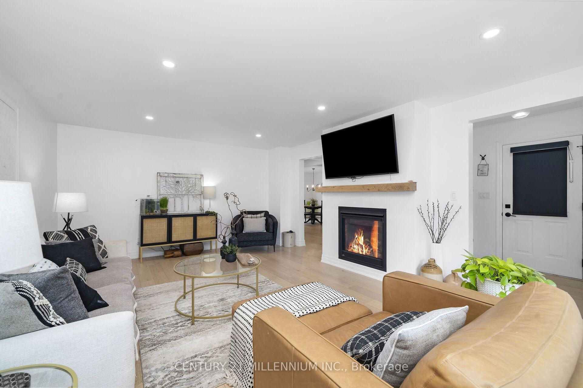 Photo 11 of 11 Dundas Street W, Erin — HOMEH