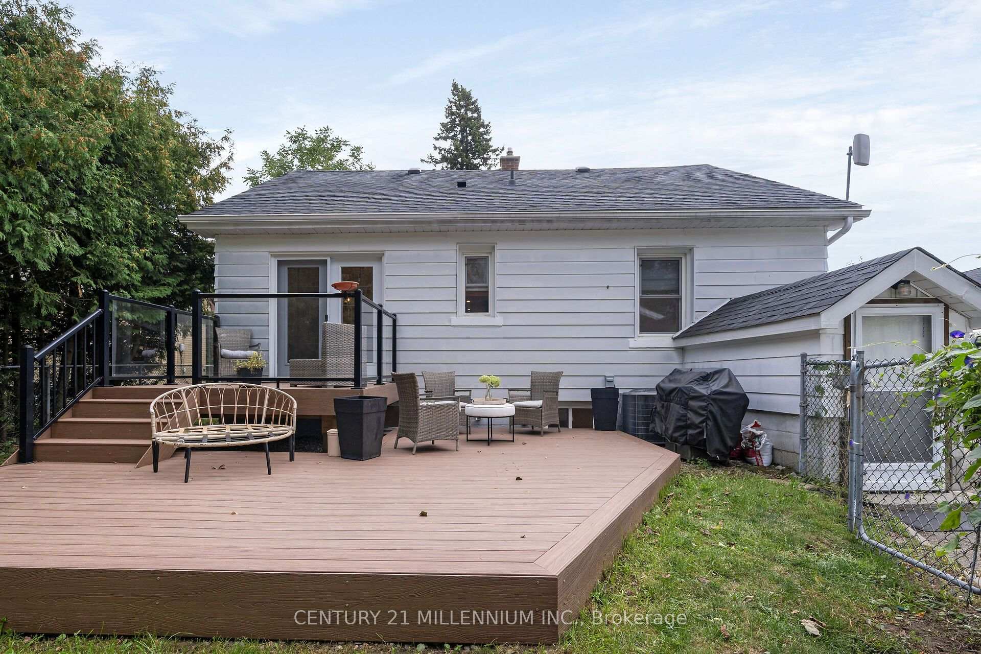 Photo 39 of 11 Dundas Street W, Erin — HOMEH