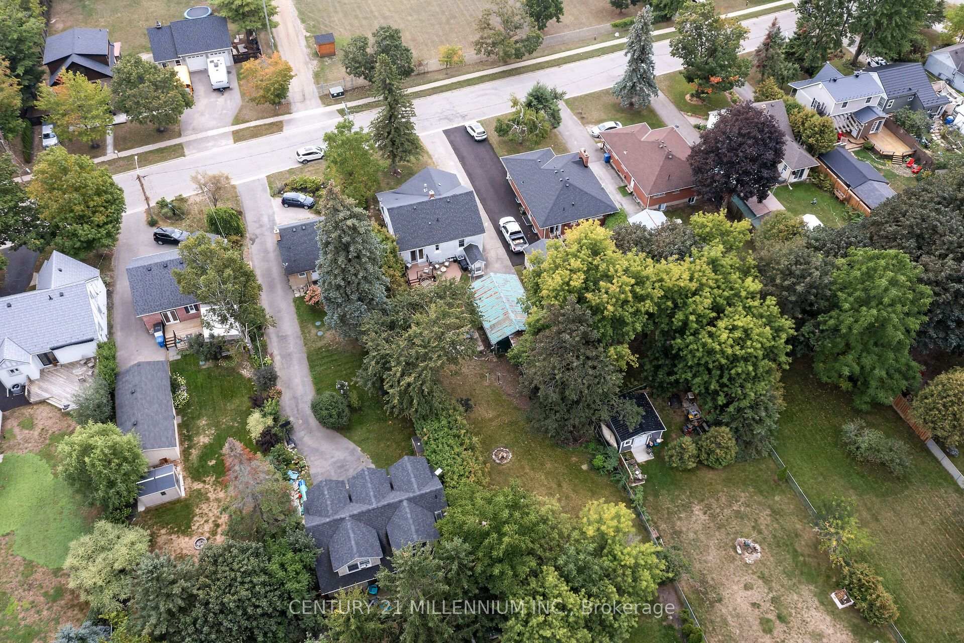 Photo 49 of 11 Dundas Street W, Erin — HOMEH