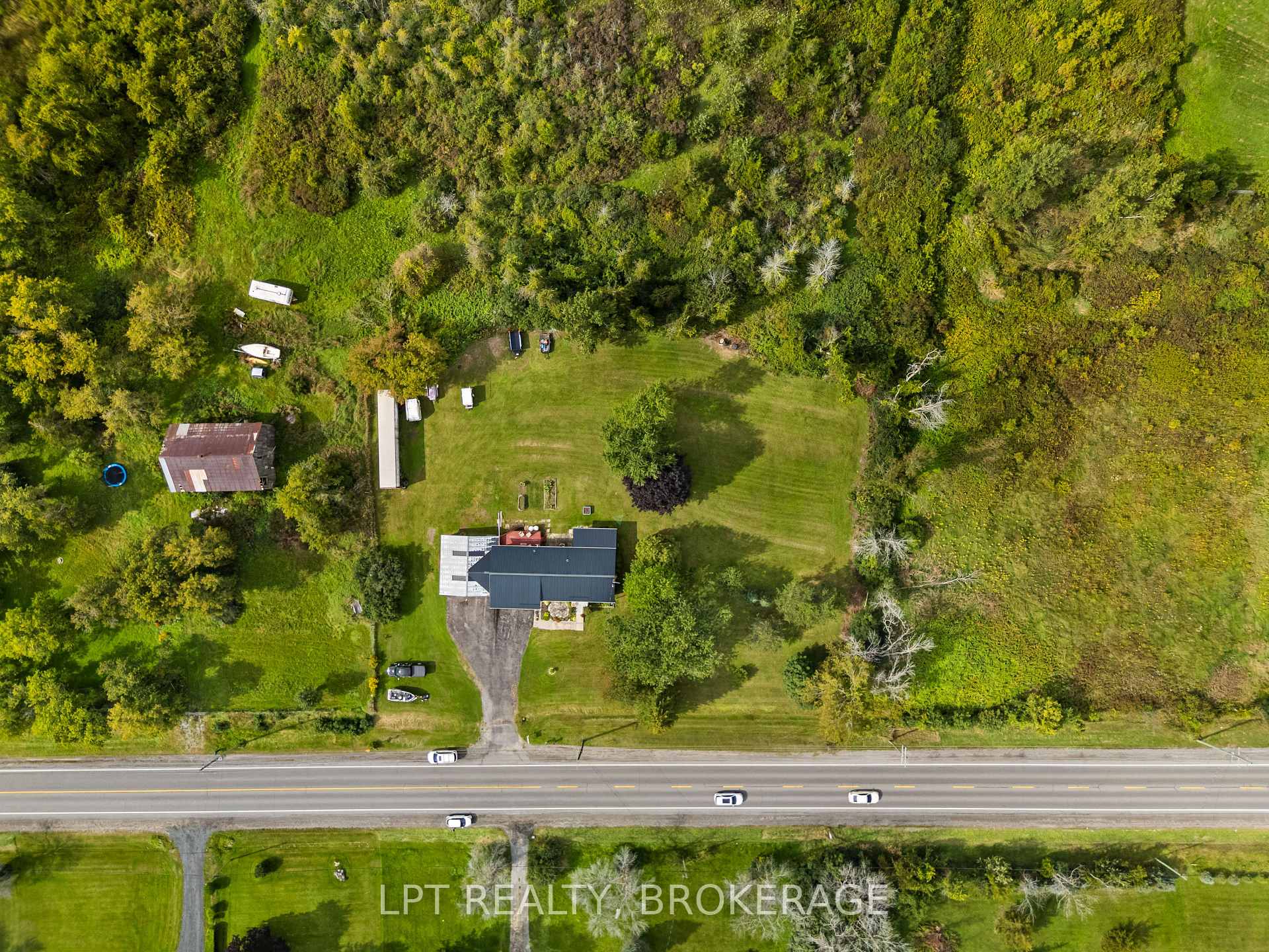 Photo 4 of 6087 County Road 2, Loyalist, Lennox and Addington - South — HOMEH
