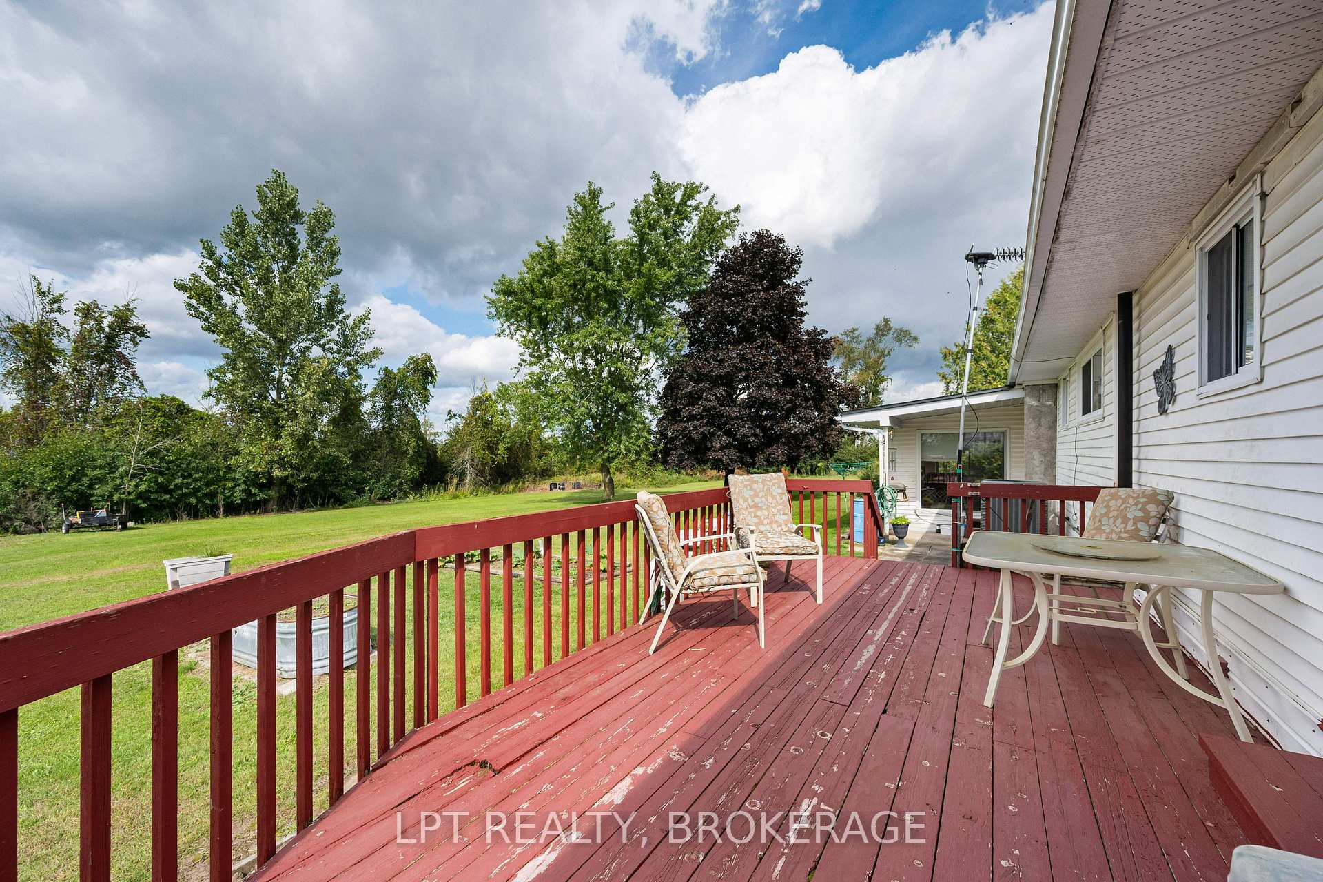 Photo 8 of 6087 County Road 2, Loyalist, Lennox and Addington - South — HOMEH