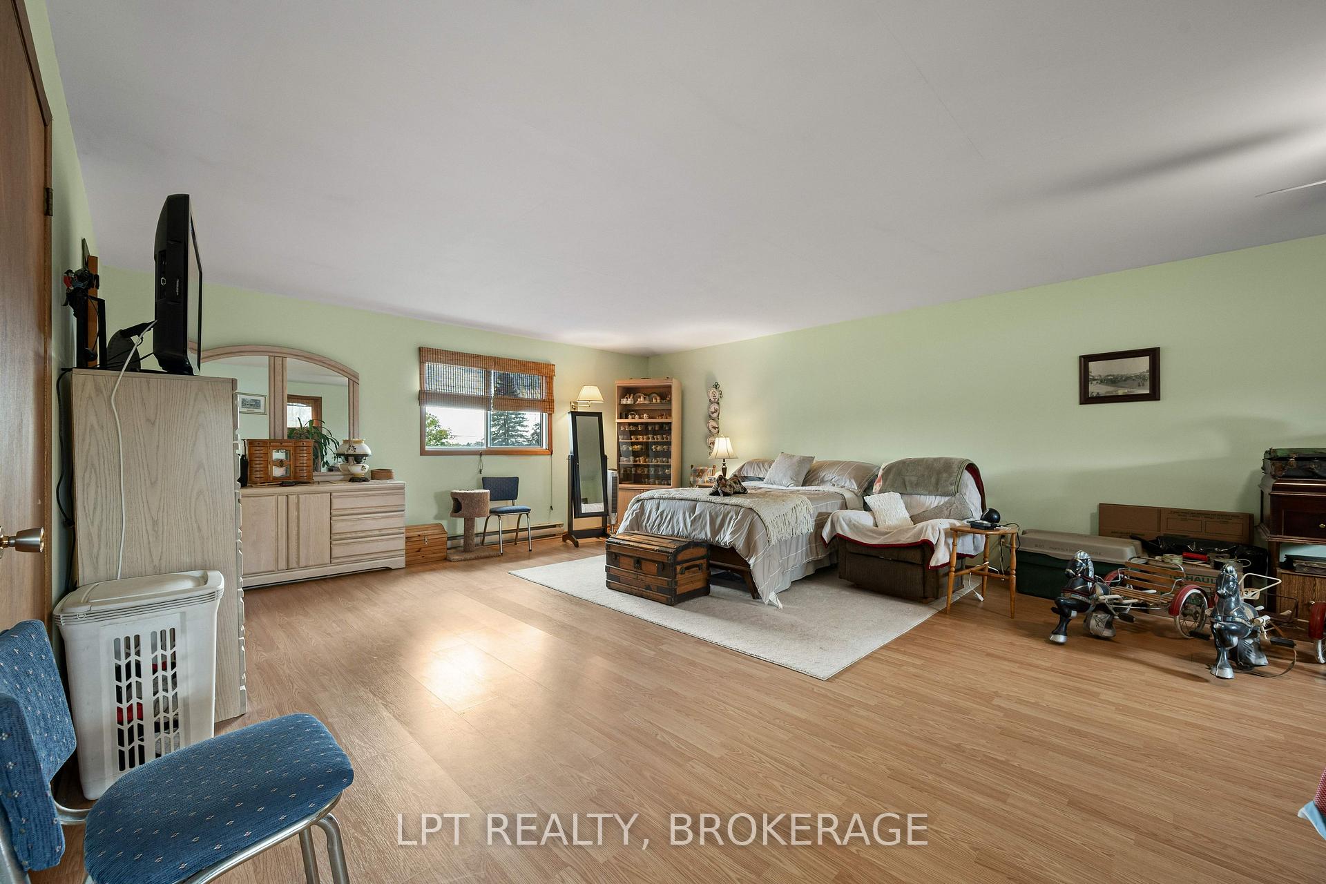 Photo 31 of 6087 County Road 2, Loyalist, Lennox and Addington - South — HOMEH