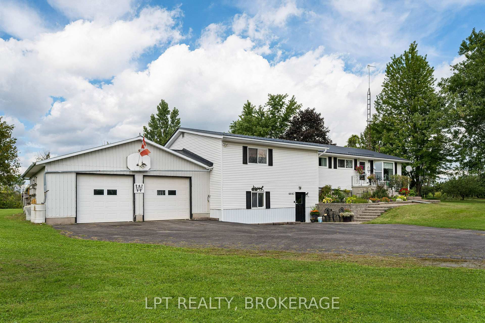 Photo 44 of 6087 County Road 2, Loyalist, Lennox and Addington - South — HOMEH