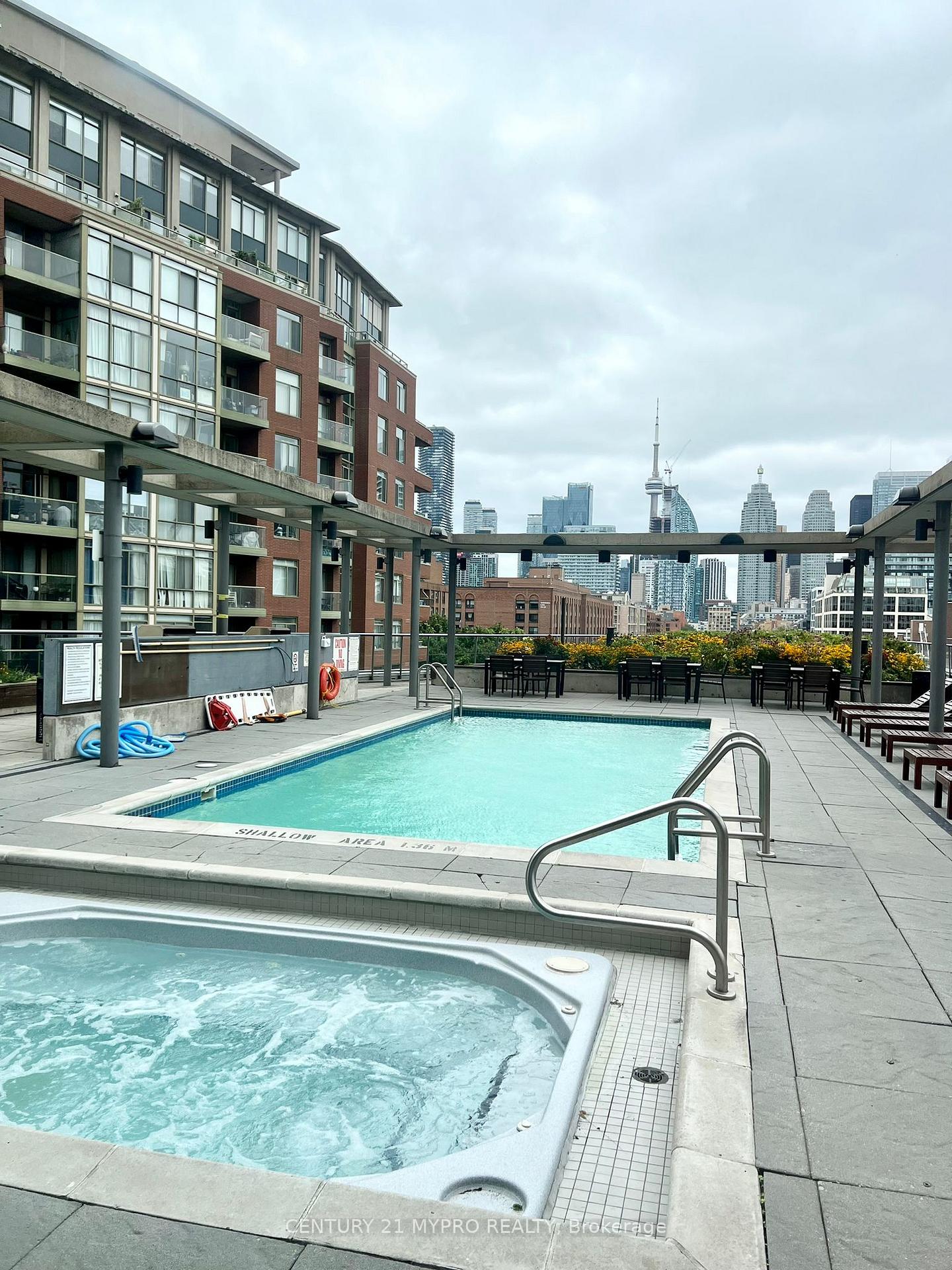 Photo 11 of Unit 801, 33 Mill Street, Toronto, Waterfront Communities — HOMEH