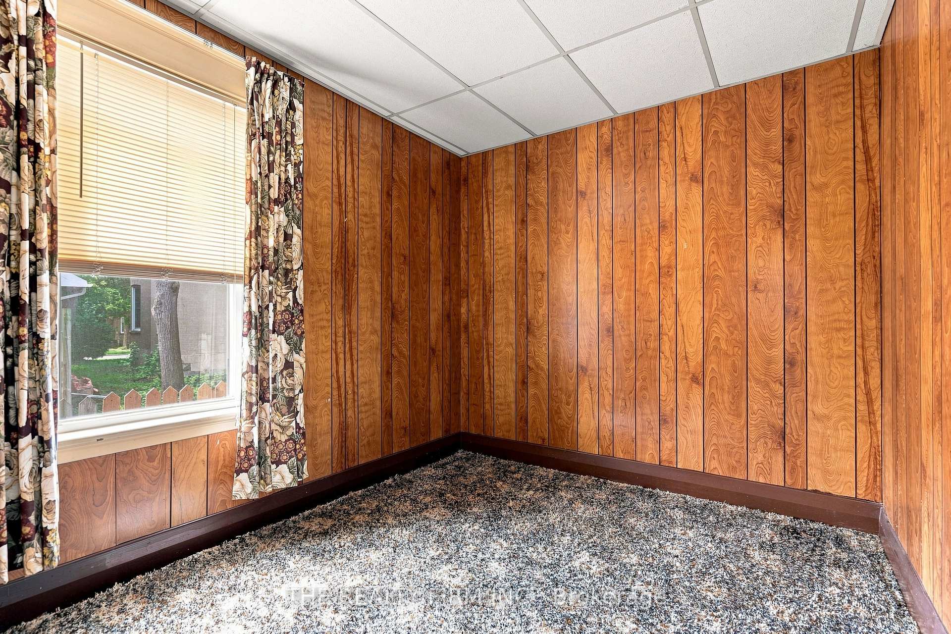 Photo 15 of 35 Wharncliffe Road S, London, South F — HOMEH