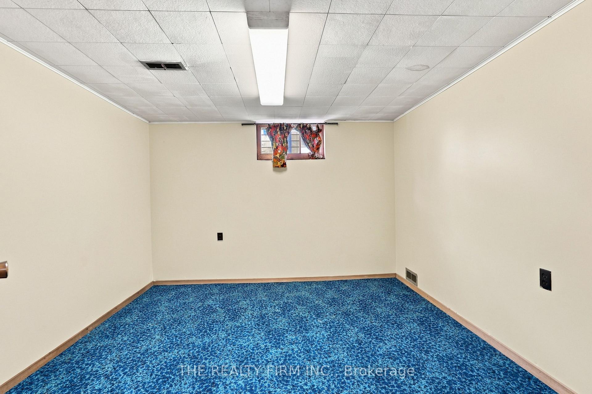 Photo 30 of 35 Wharncliffe Road S, London, South F — HOMEH
