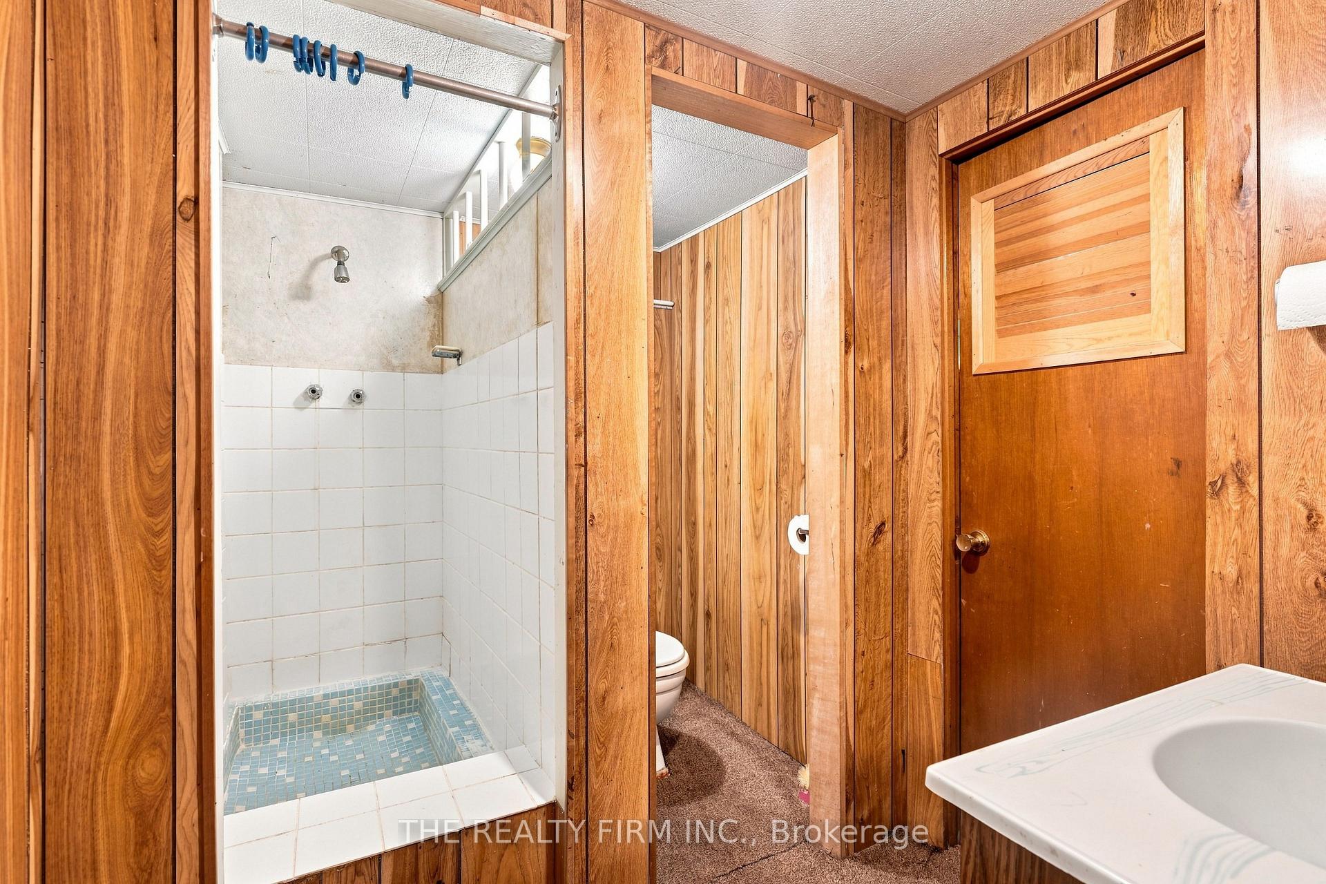 Photo 33 of 35 Wharncliffe Road S, London, South F — HOMEH