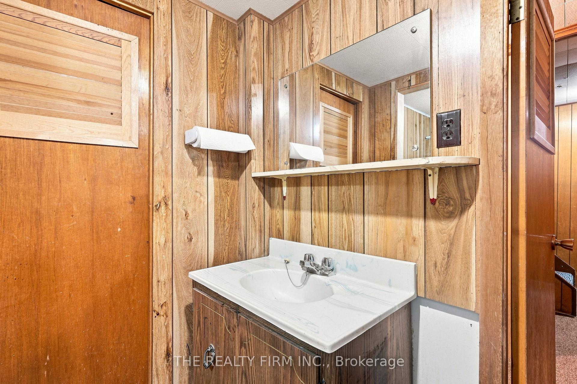 Photo 34 of 35 Wharncliffe Road S, London, South F — HOMEH