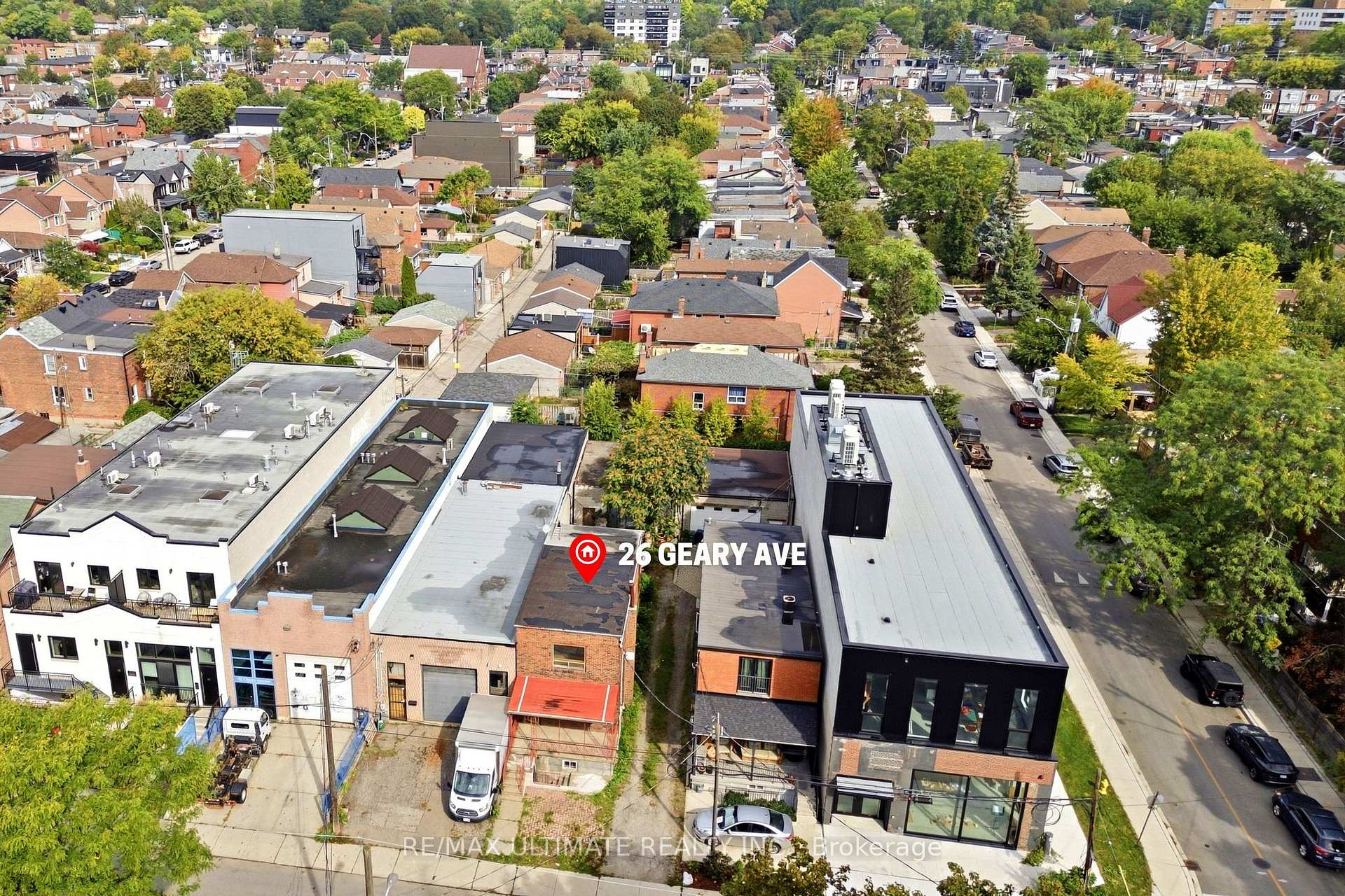 Photo 3 of 26 Geary Avenue, Toronto, Wychwood — HOMEH