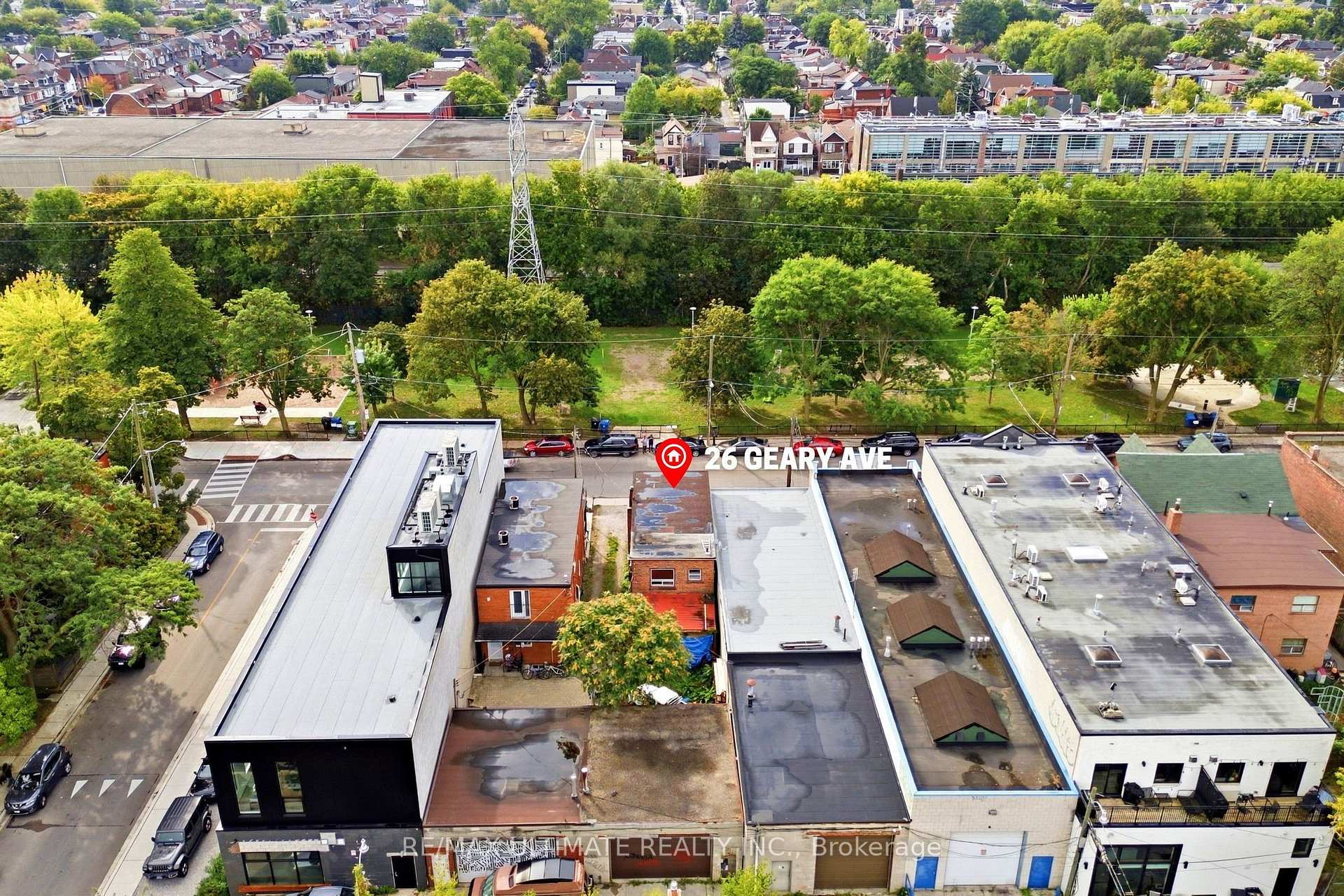 Photo 11 of 26 Geary Avenue, Toronto, Wychwood — HOMEH
