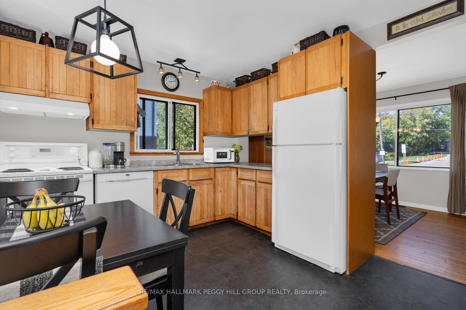 Photo 4 of 17 Faris Avenue, King, Nobleton — HOMEH