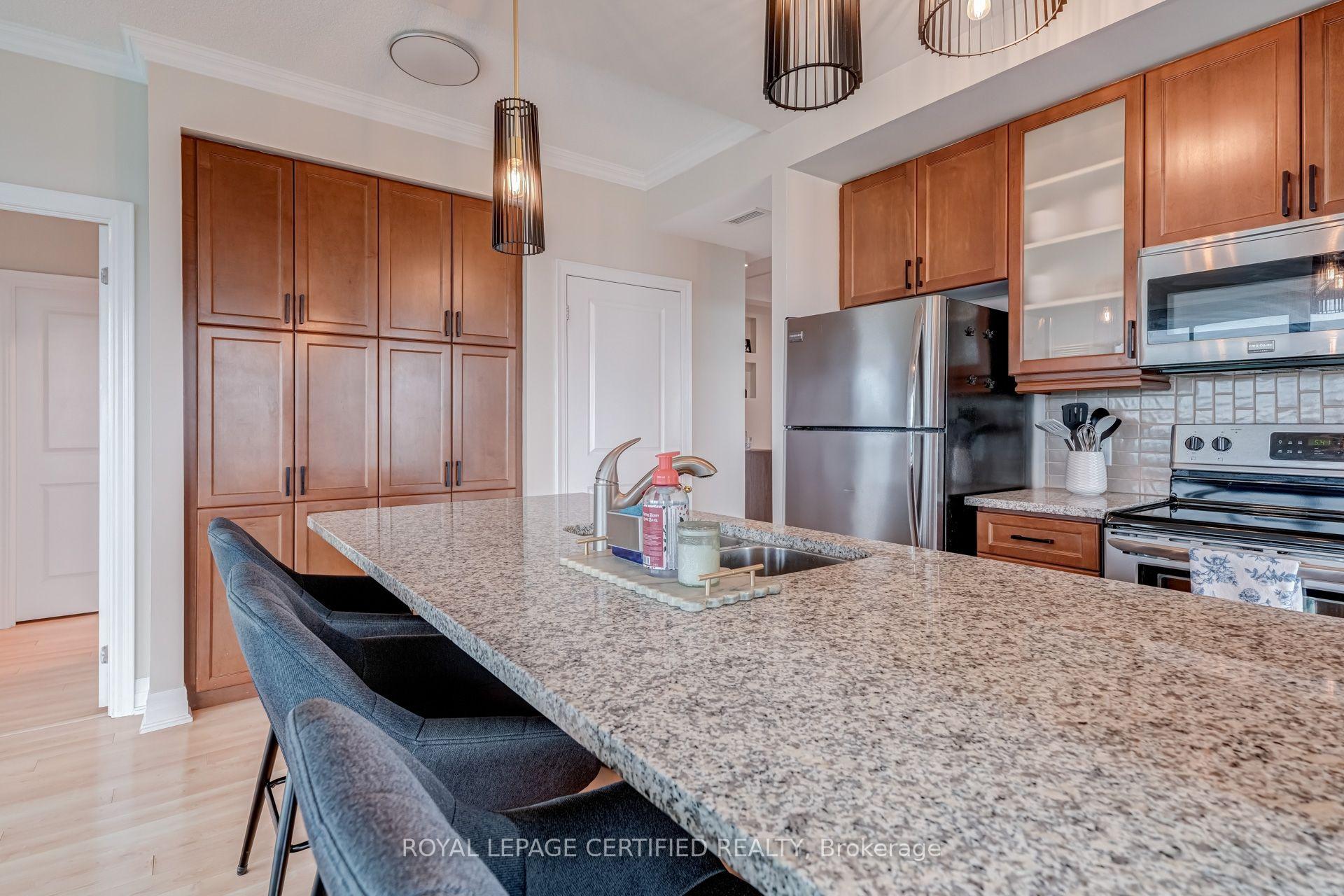 Photo 11 of Unit 1806, 100 John Street, Brampton, Downtown Brampton — HOMEH