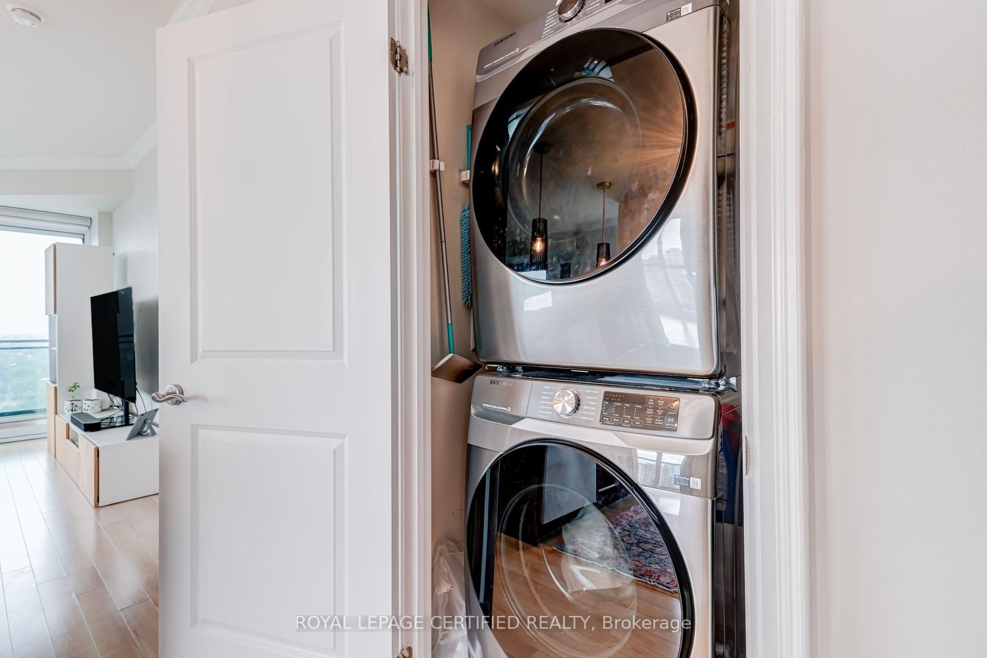 Photo 29 of Unit 1806, 100 John Street, Brampton, Downtown Brampton — HOMEH