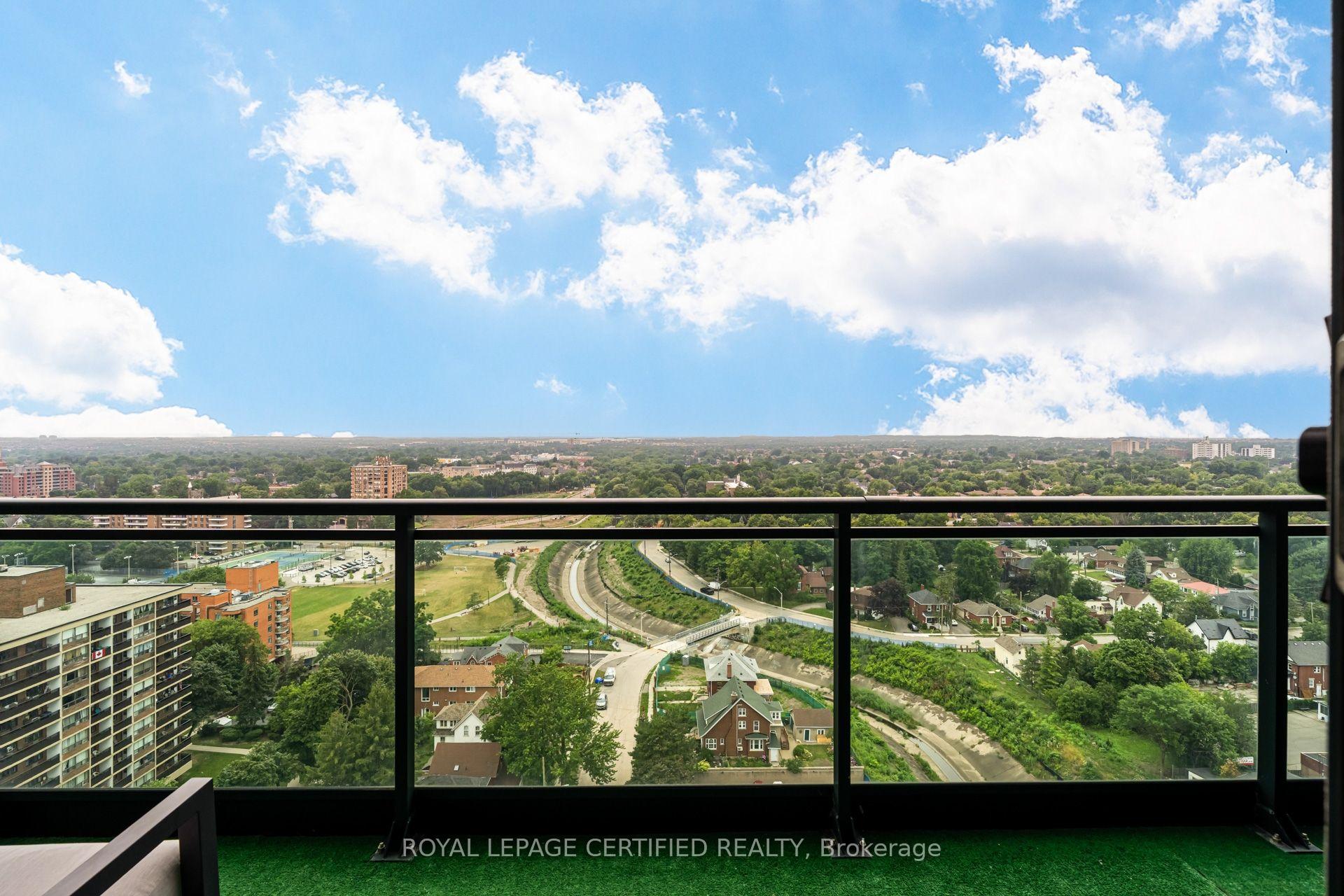 Photo 30 of Unit 1806, 100 John Street, Brampton, Downtown Brampton — HOMEH