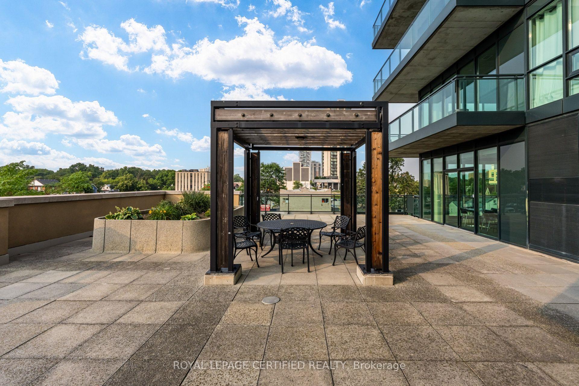 Photo 40 of Unit 1806, 100 John Street, Brampton, Downtown Brampton — HOMEH