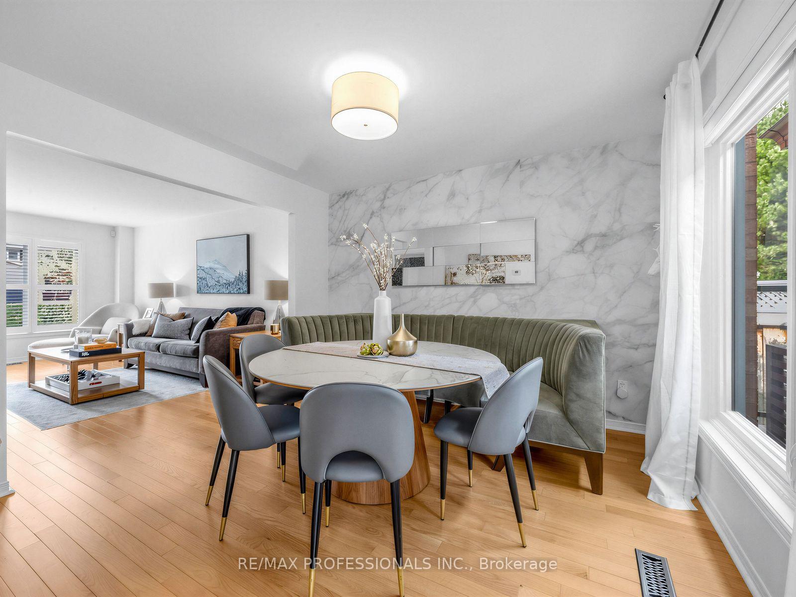 Photo 9 of 1025 Moorelands Crescent, Pickering, Rosebank — HOMEH