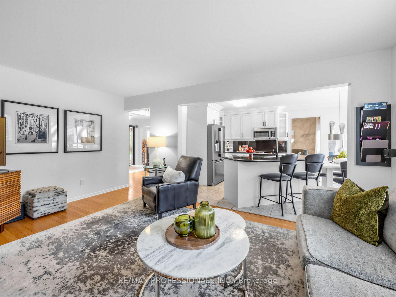 Photo 16 of 1025 Moorelands Crescent, Pickering, Rosebank — HOMEH